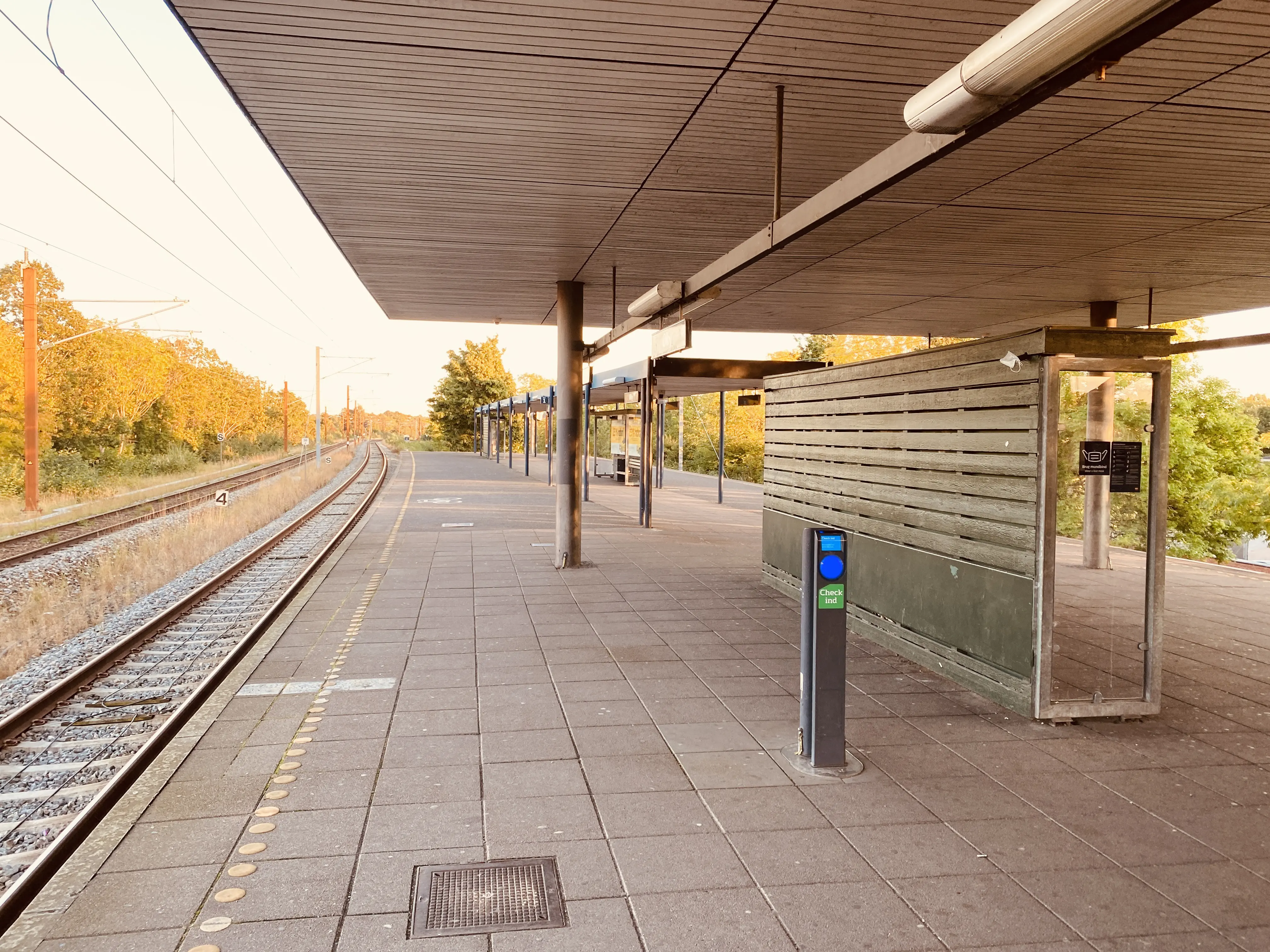 Billede af Ølby S-togstrinbræt.