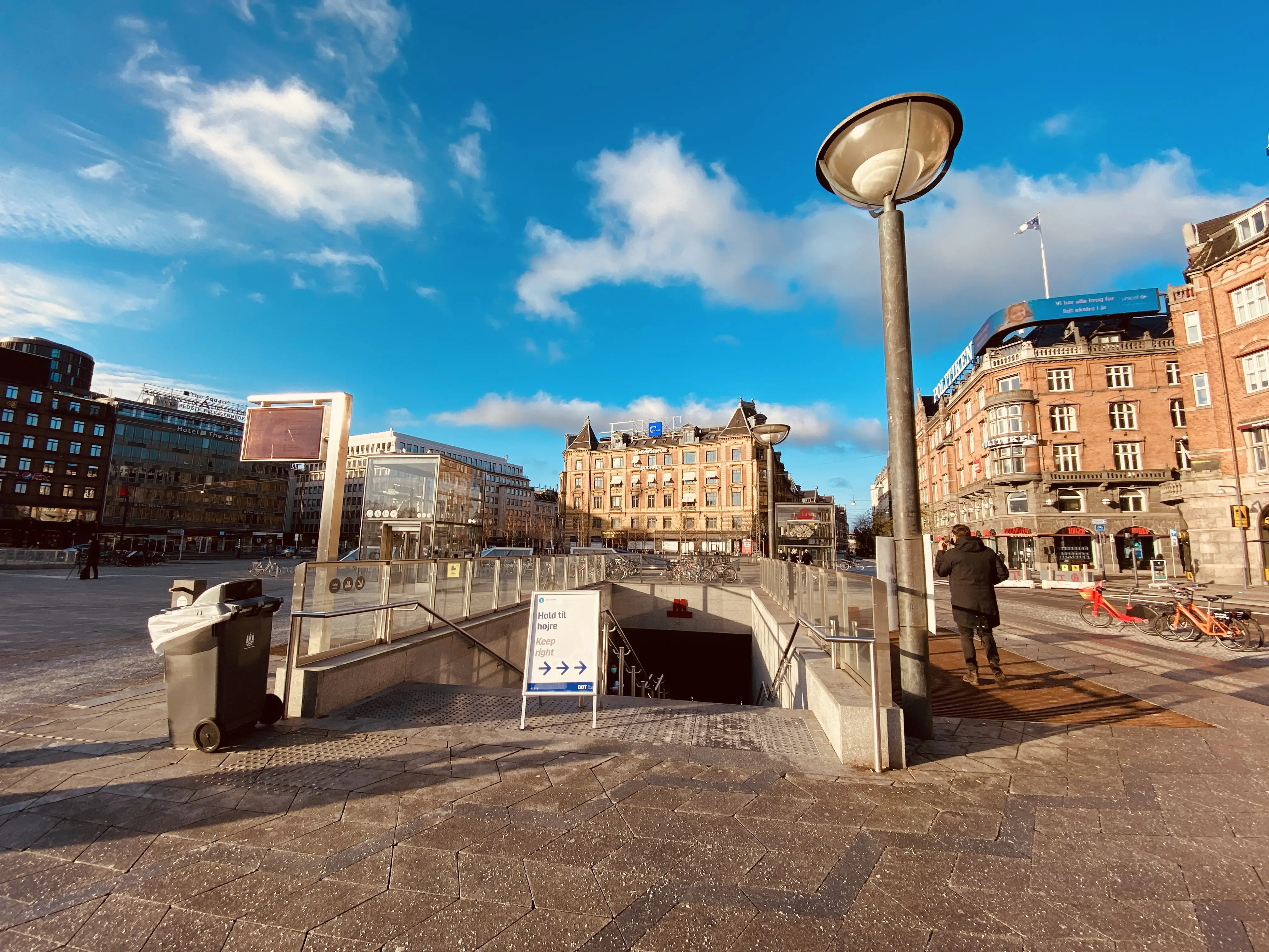 Billede af Rådhuspladsen Metrostation.