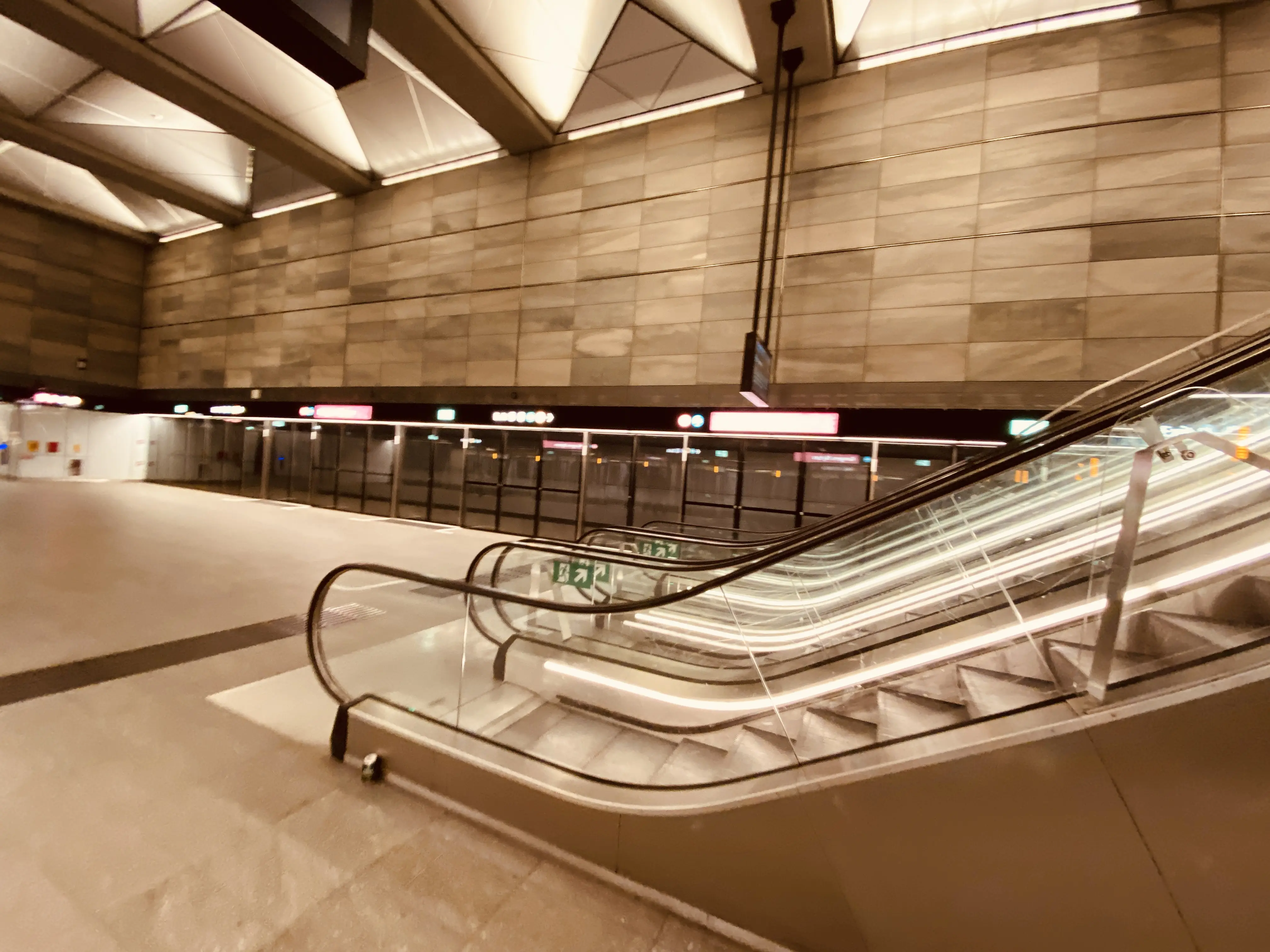 Billede af Kongens Nytorv Metrostation. Billede af Kongens Nytorv Metrostation.