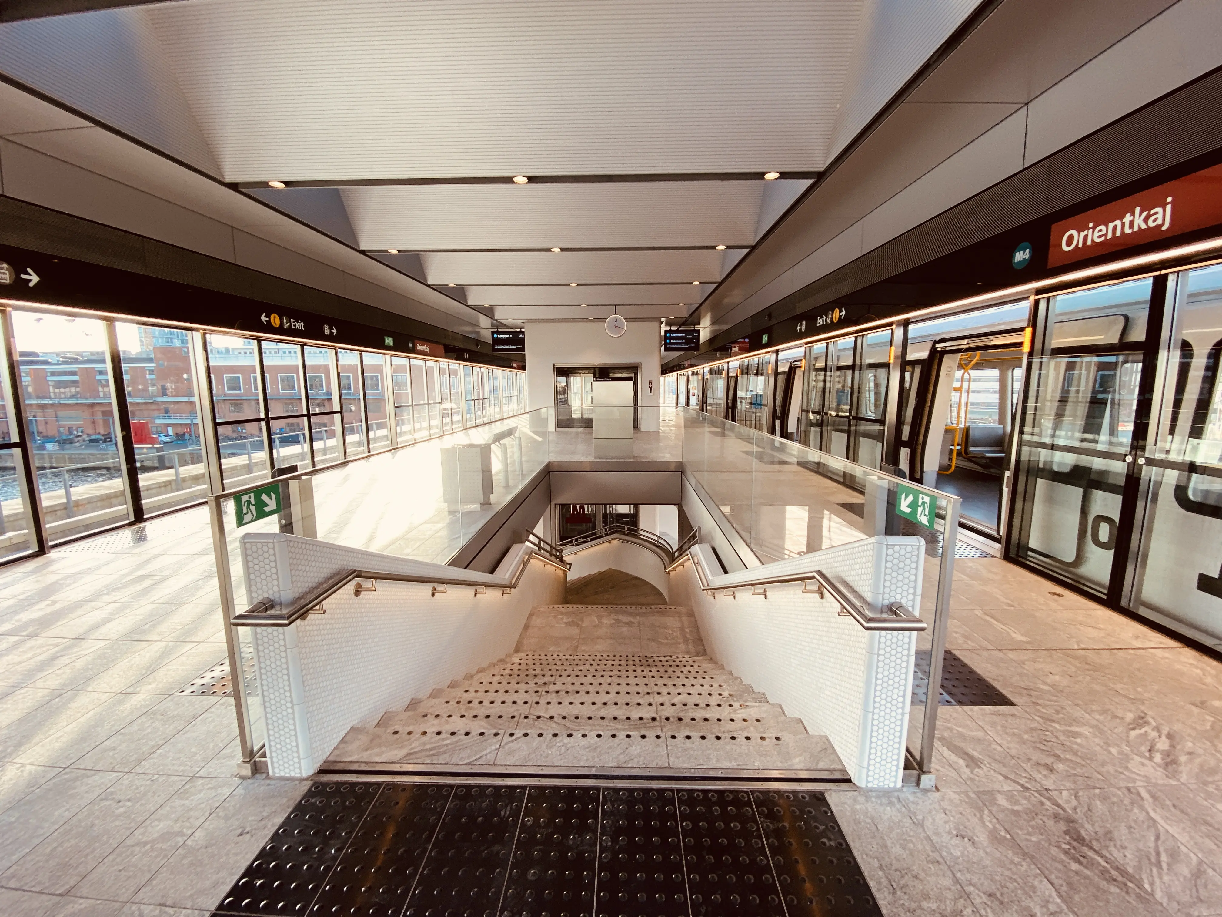 Billede af Orientkaj Metrostation. Billede af Orientkaj Metrostation.