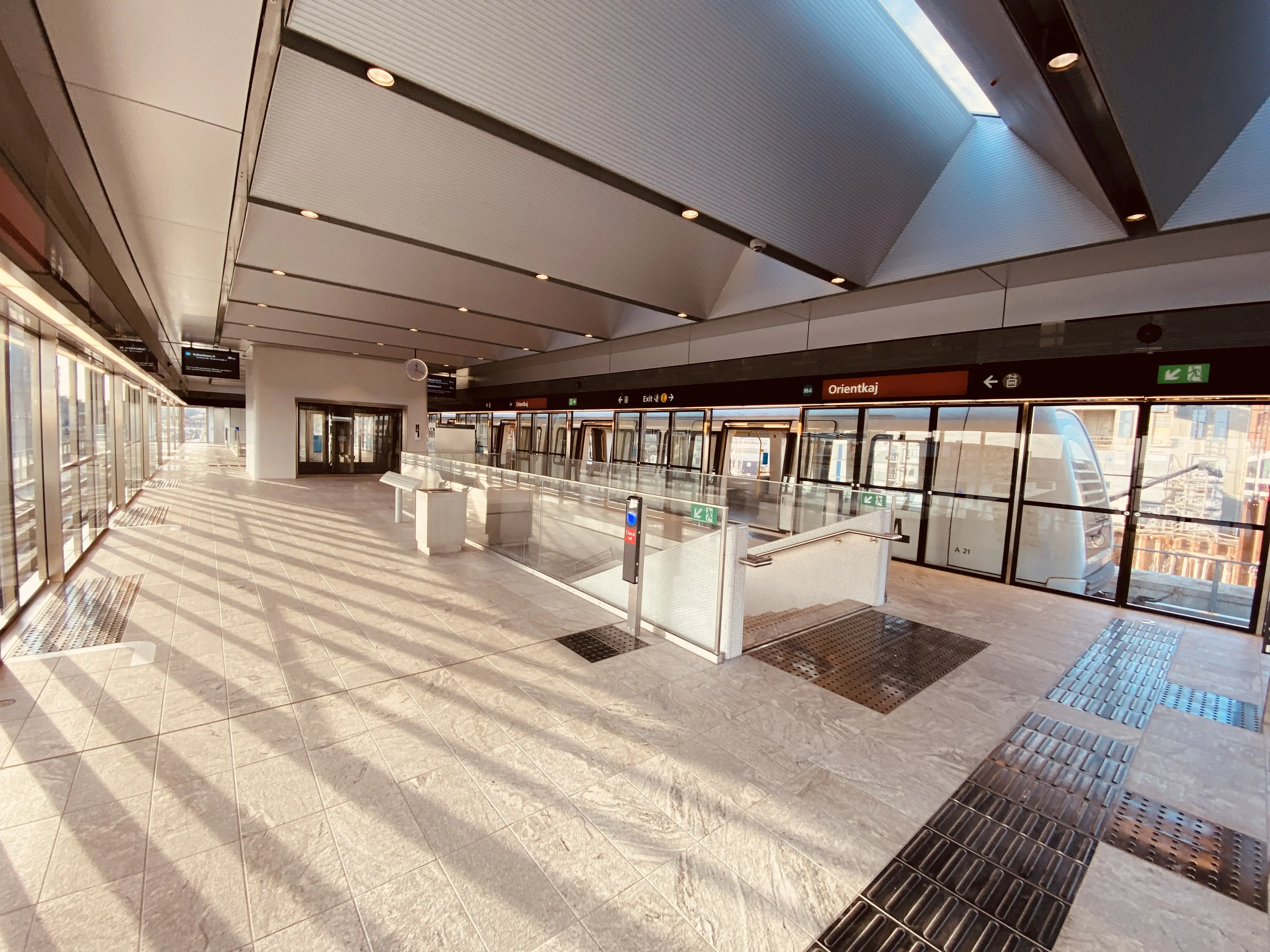 Billede af Orientkaj Metrostation. Billede af Orientkaj Metrostation.