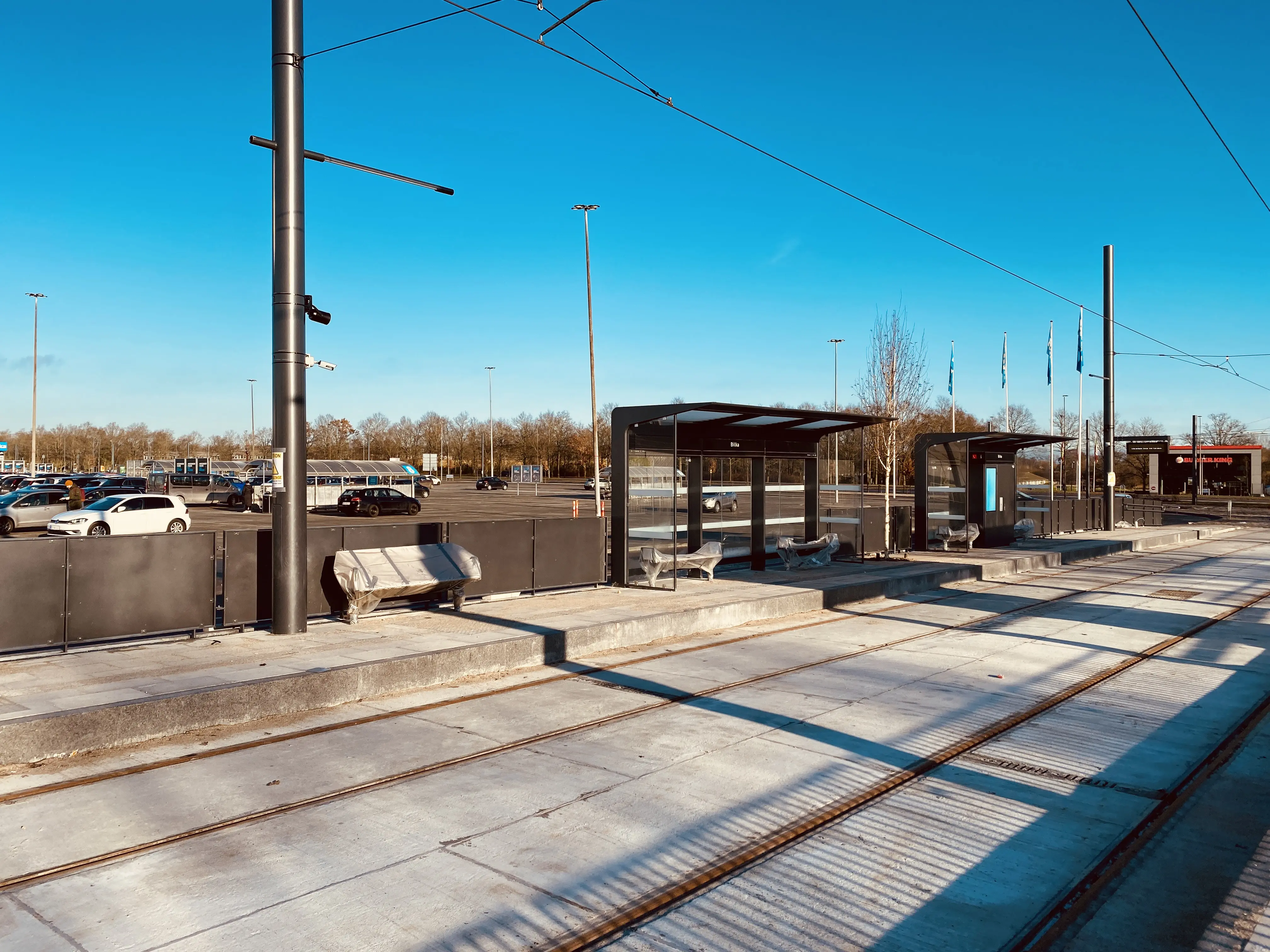 Billede af Bilka Letbanestation. Billede af Bilka Letbanestation.