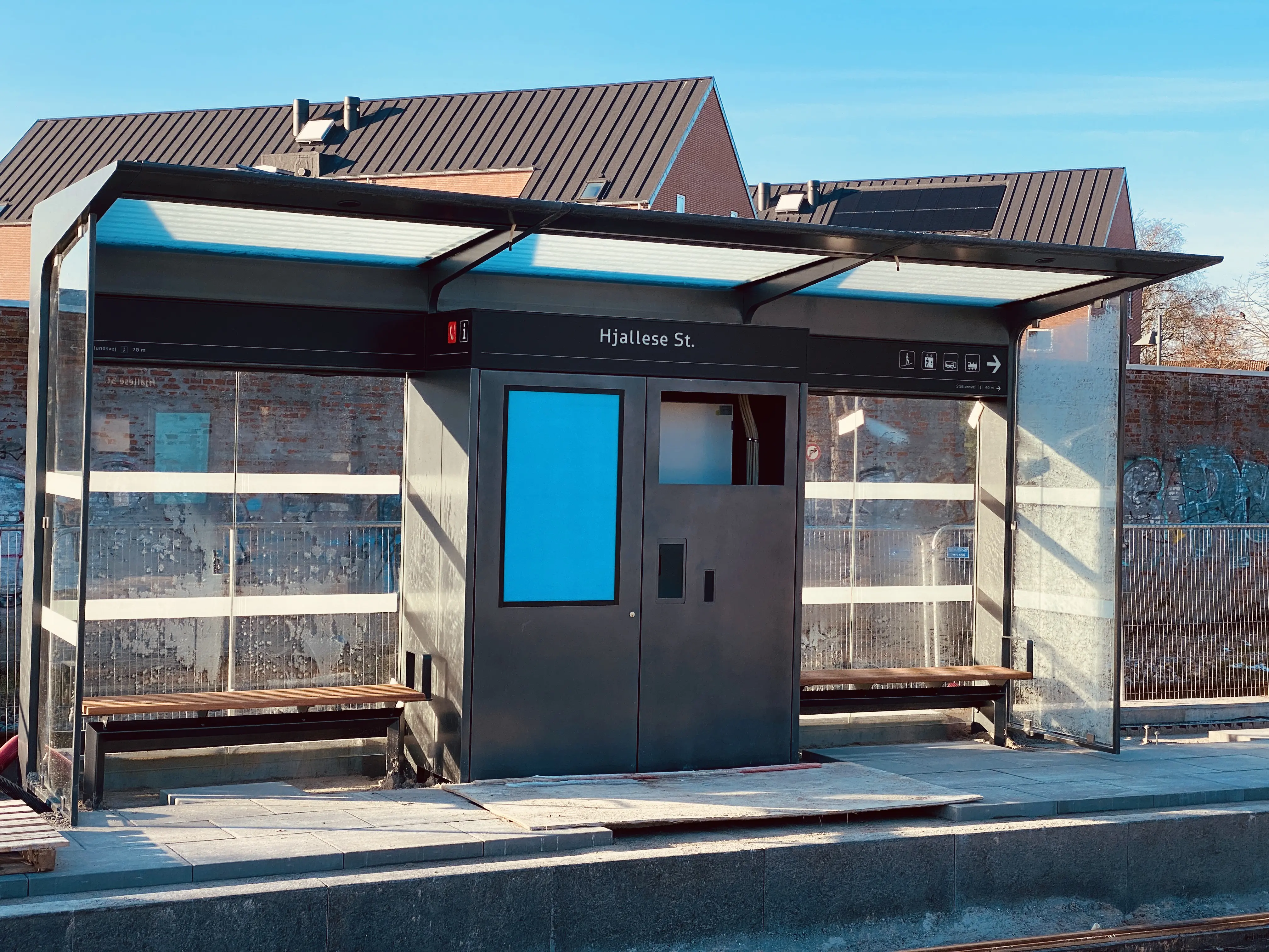 Billede af Hjallese Letbanestation. Billede af Hjallese Letbanestation.