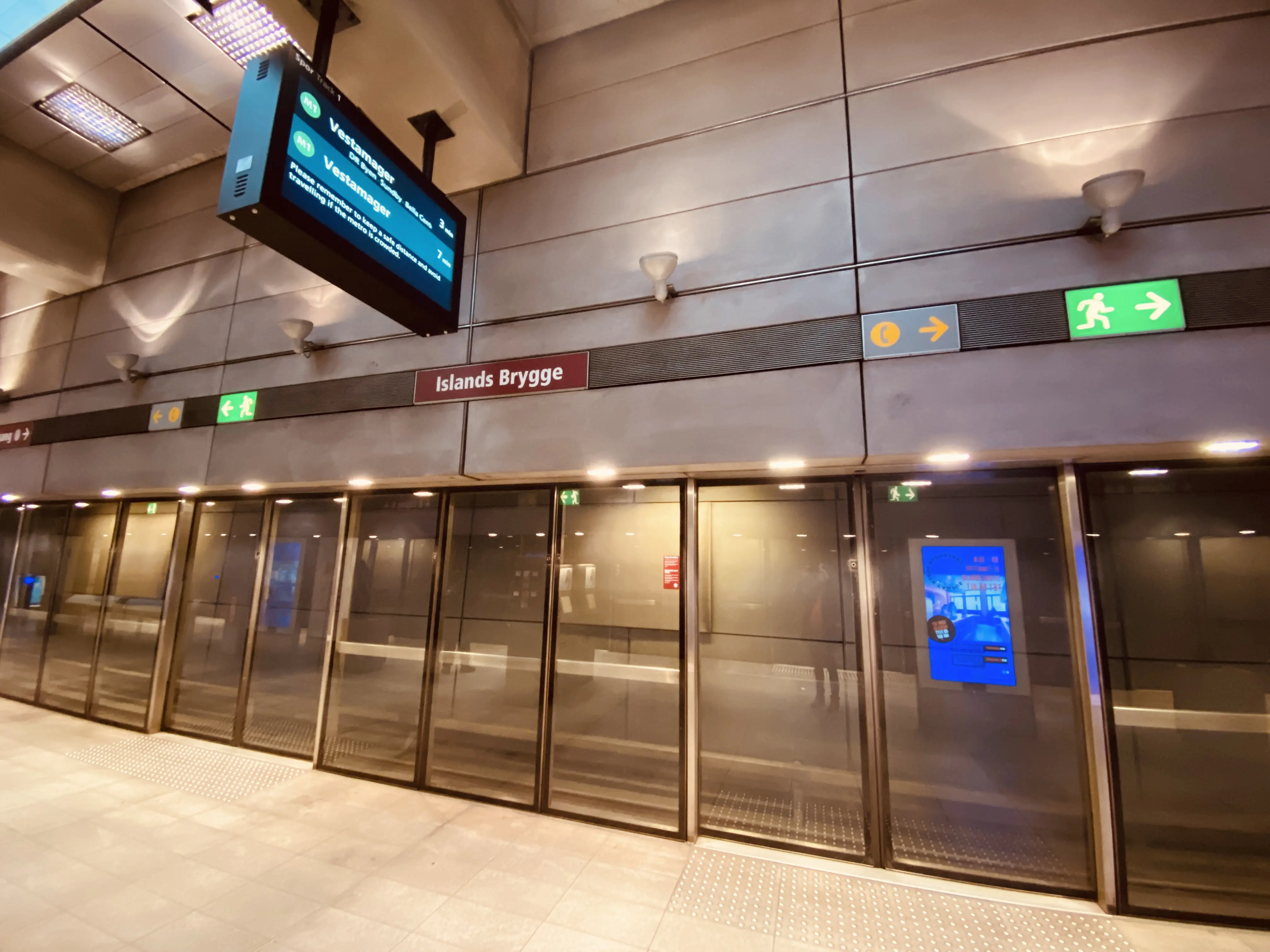 Billede af Islands Brygge Metrostation. Billede af Islands Brygge Metrostation.