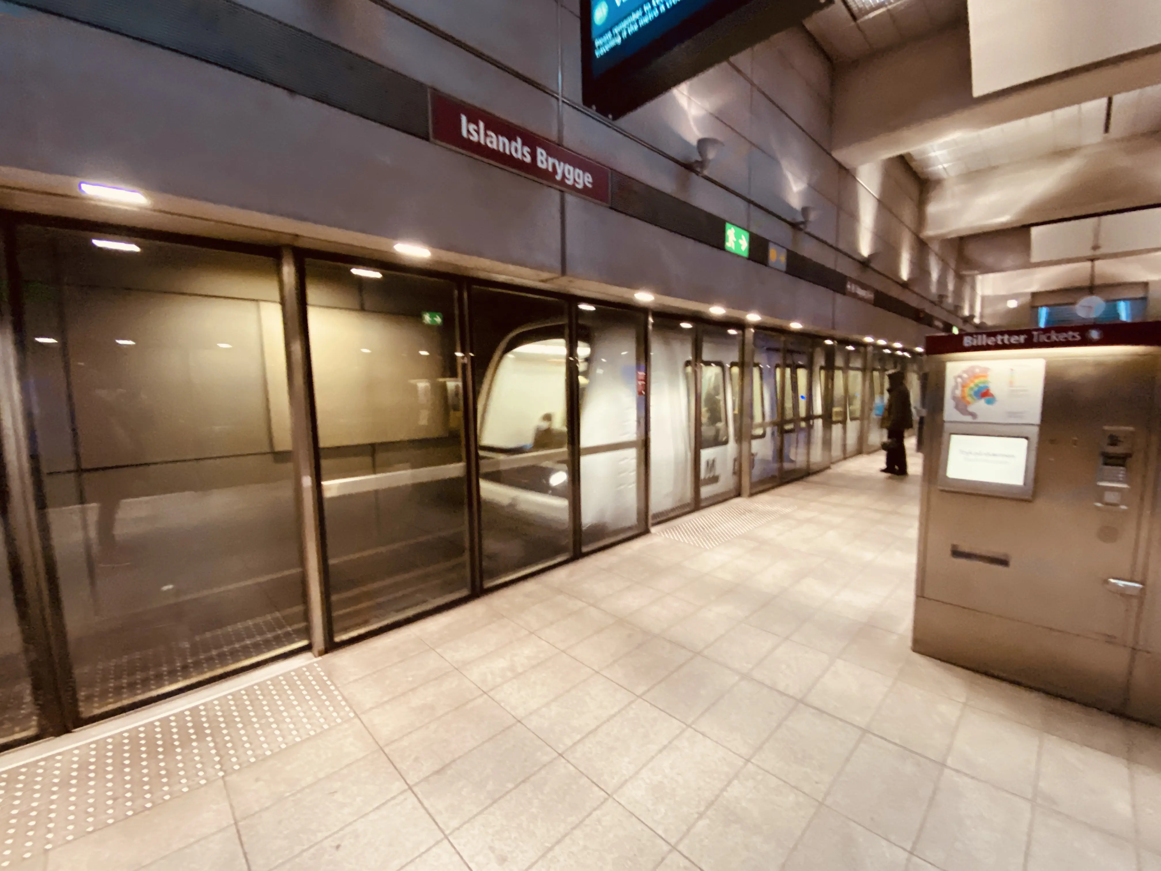 Billede af Islands Brygge Metrostation. Billede af Islands Brygge Metrostation.