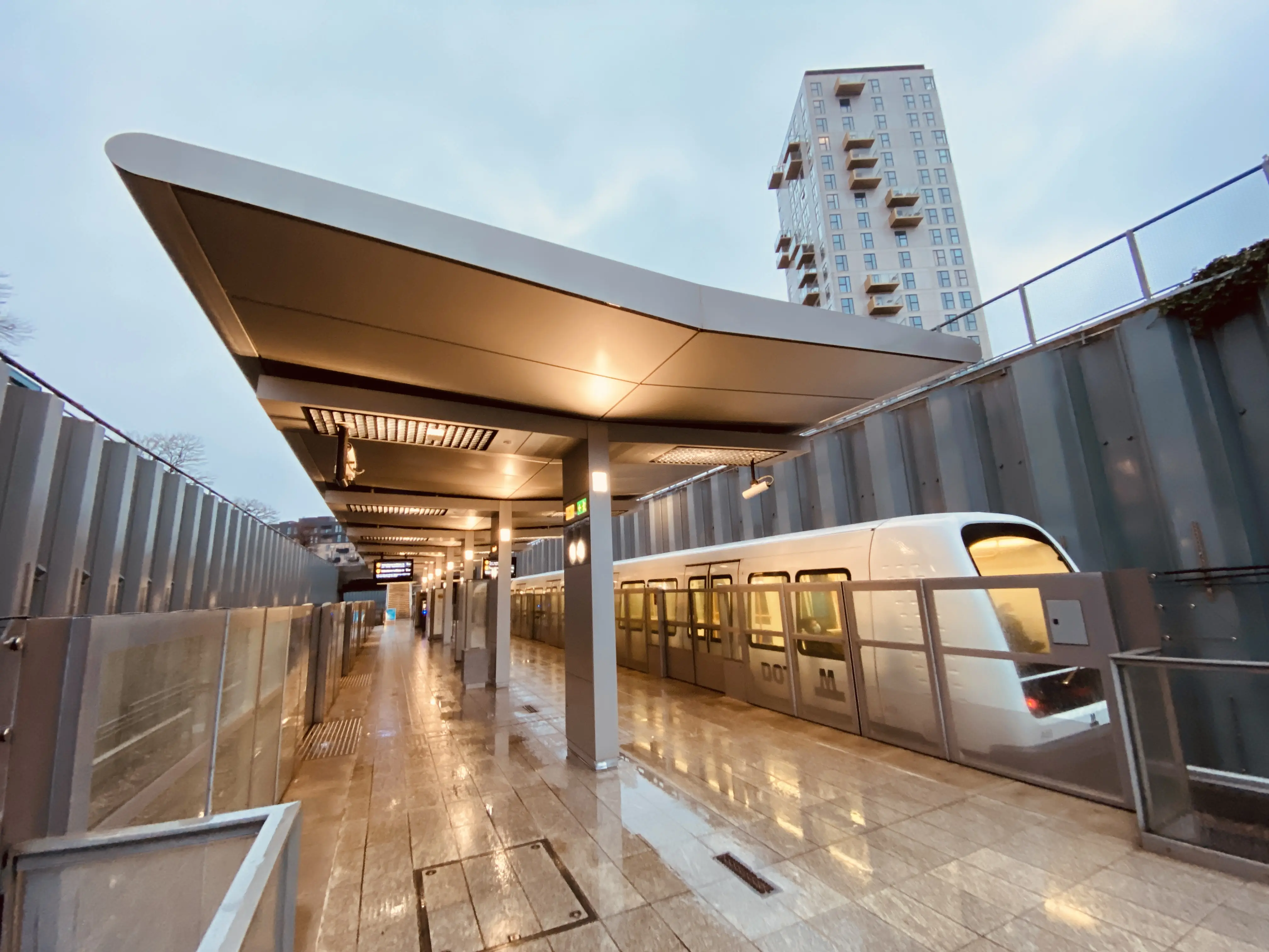 Billede af Øresund Metrostation. Billede af Øresund Metrostation.