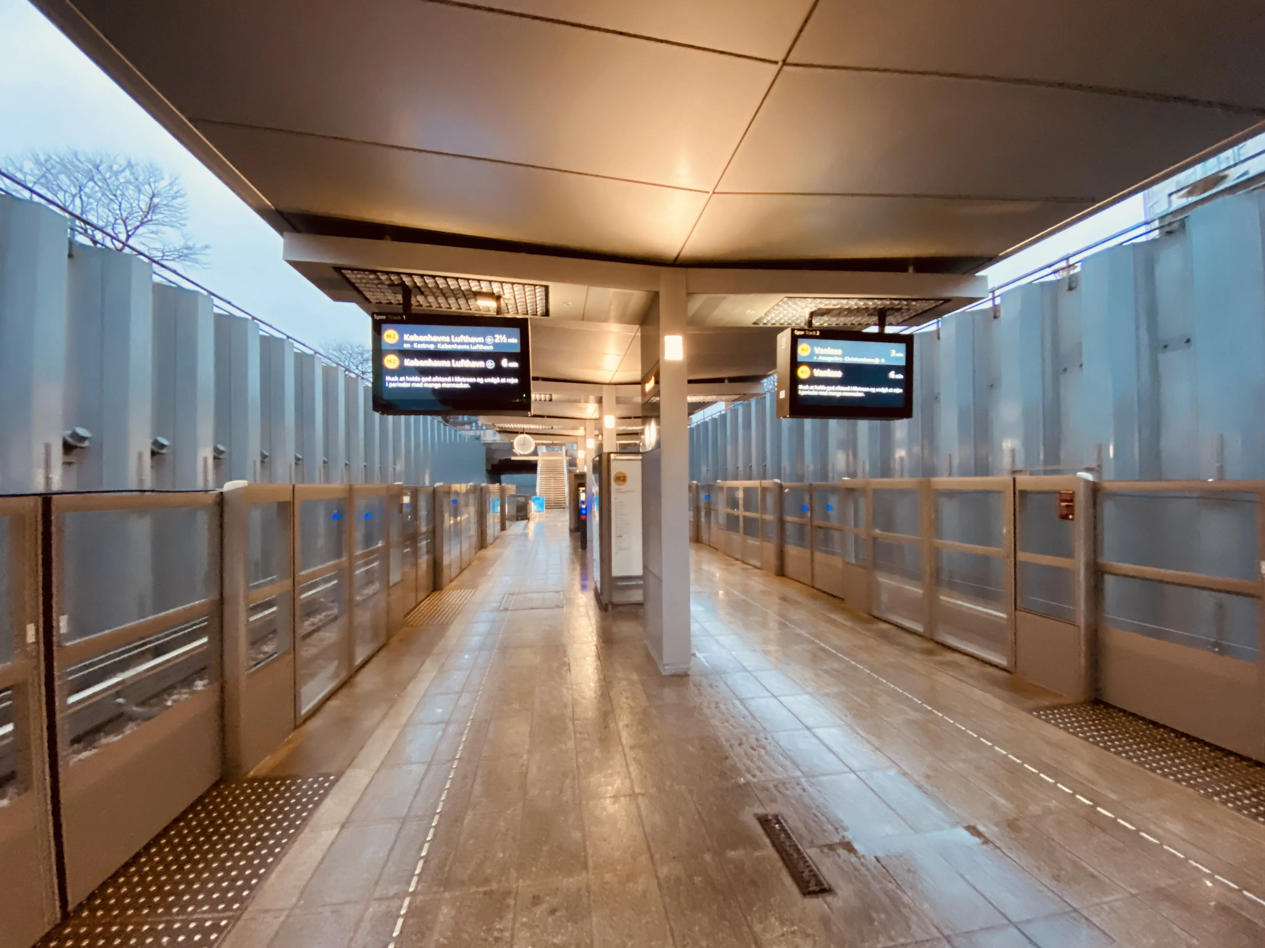 Billede af Øresund Metrostation. Billede af Øresund Metrostation.
