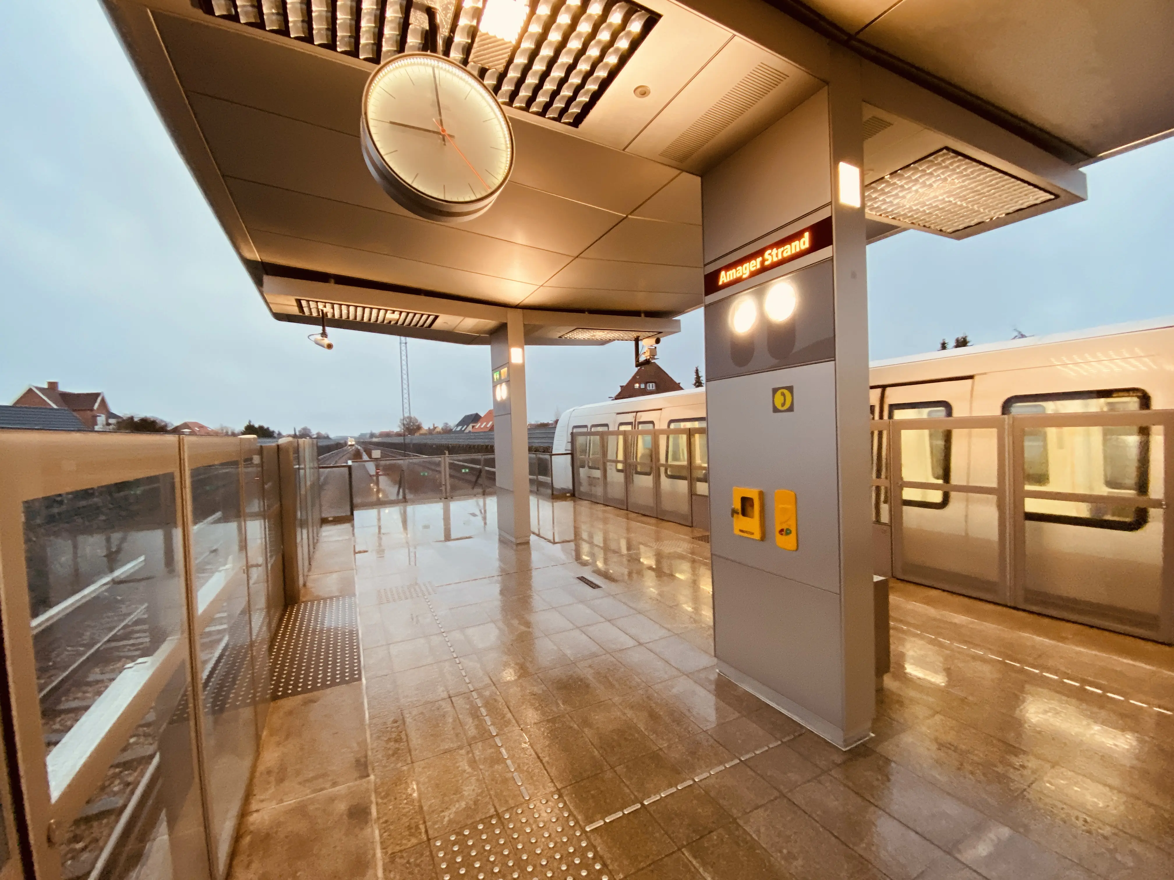 Billede af Amager Strand Metrostation. Billede af Amager Strand Metrostation.