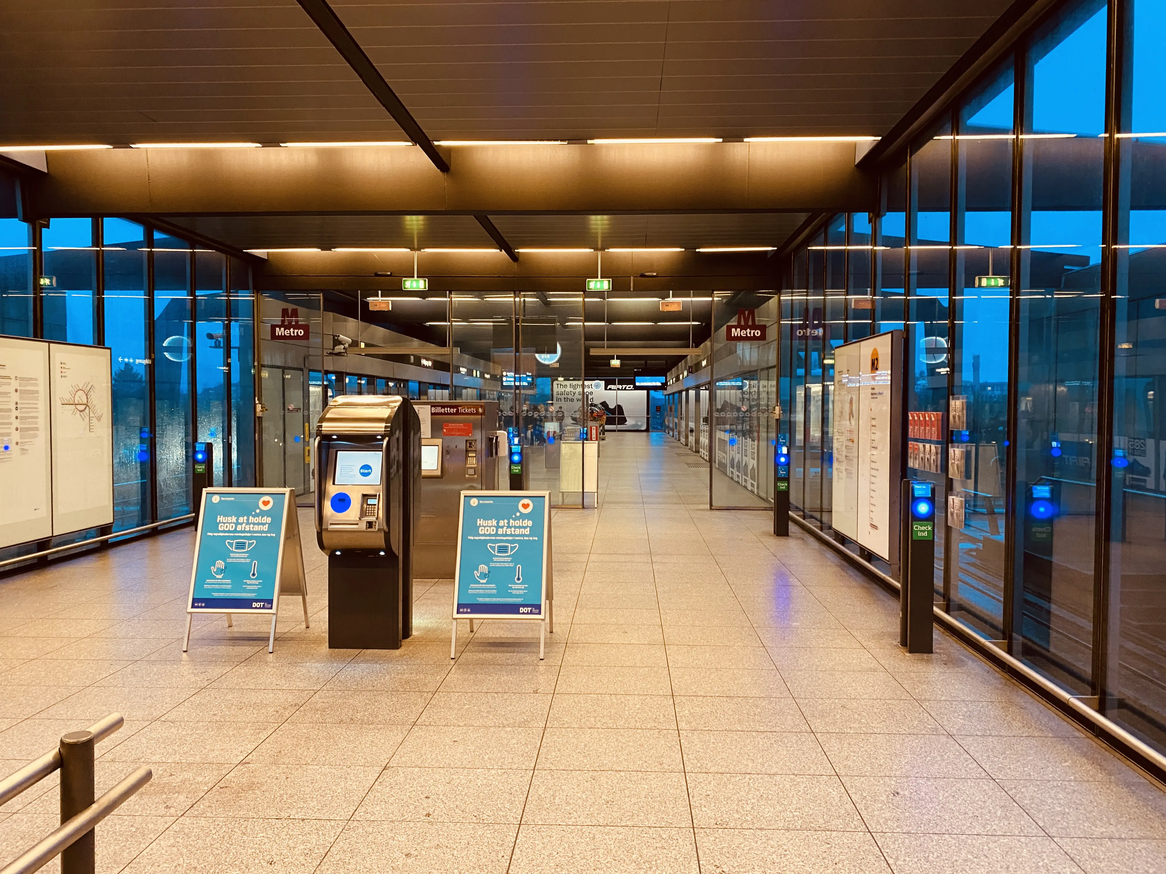 Billede af Lufthavnen Metrostation. Billede af Lufthavnen Metrostation.