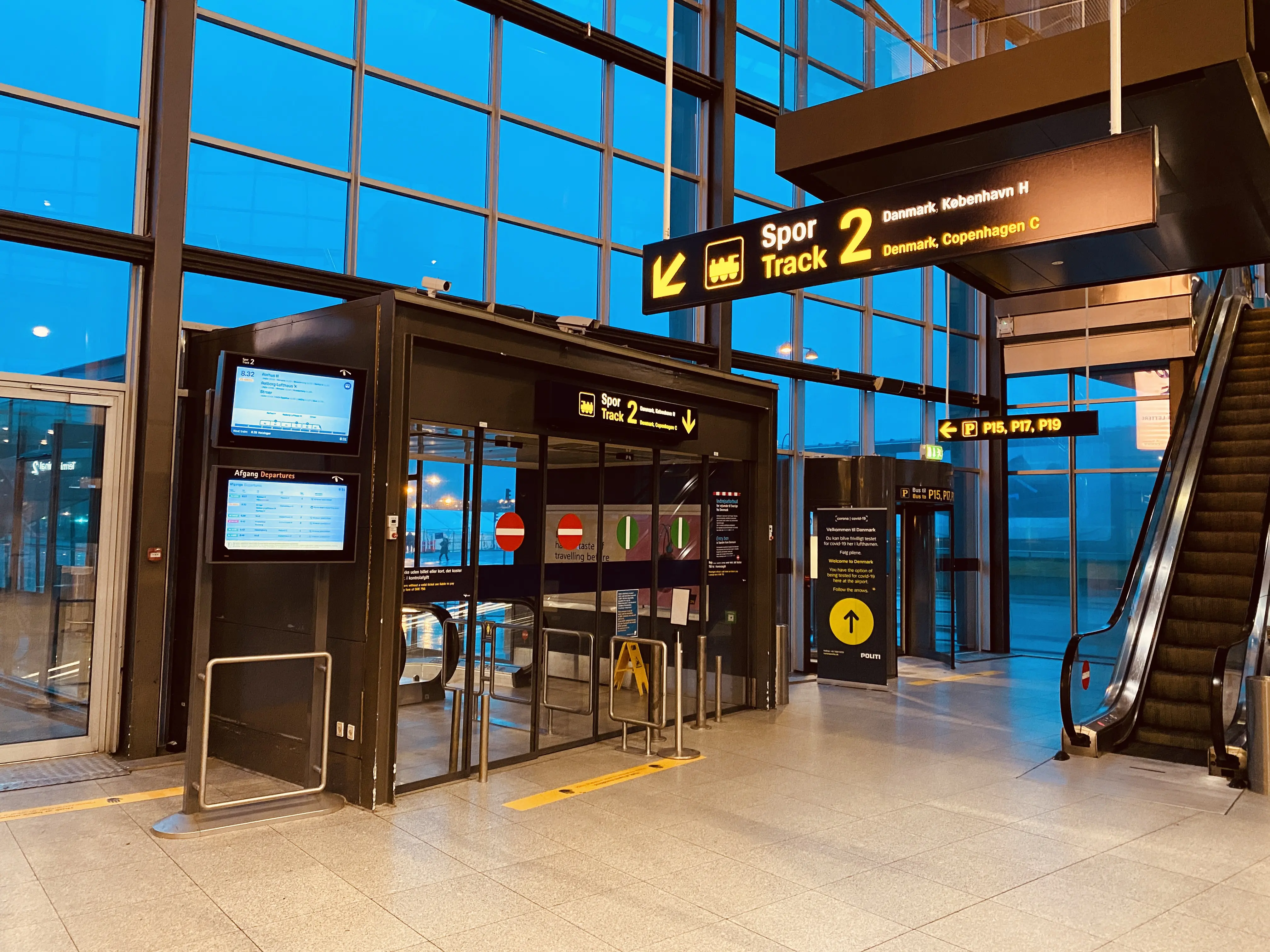 Billede af CPH Lufthavn Station. Billede af CPH Lufthavn Station.