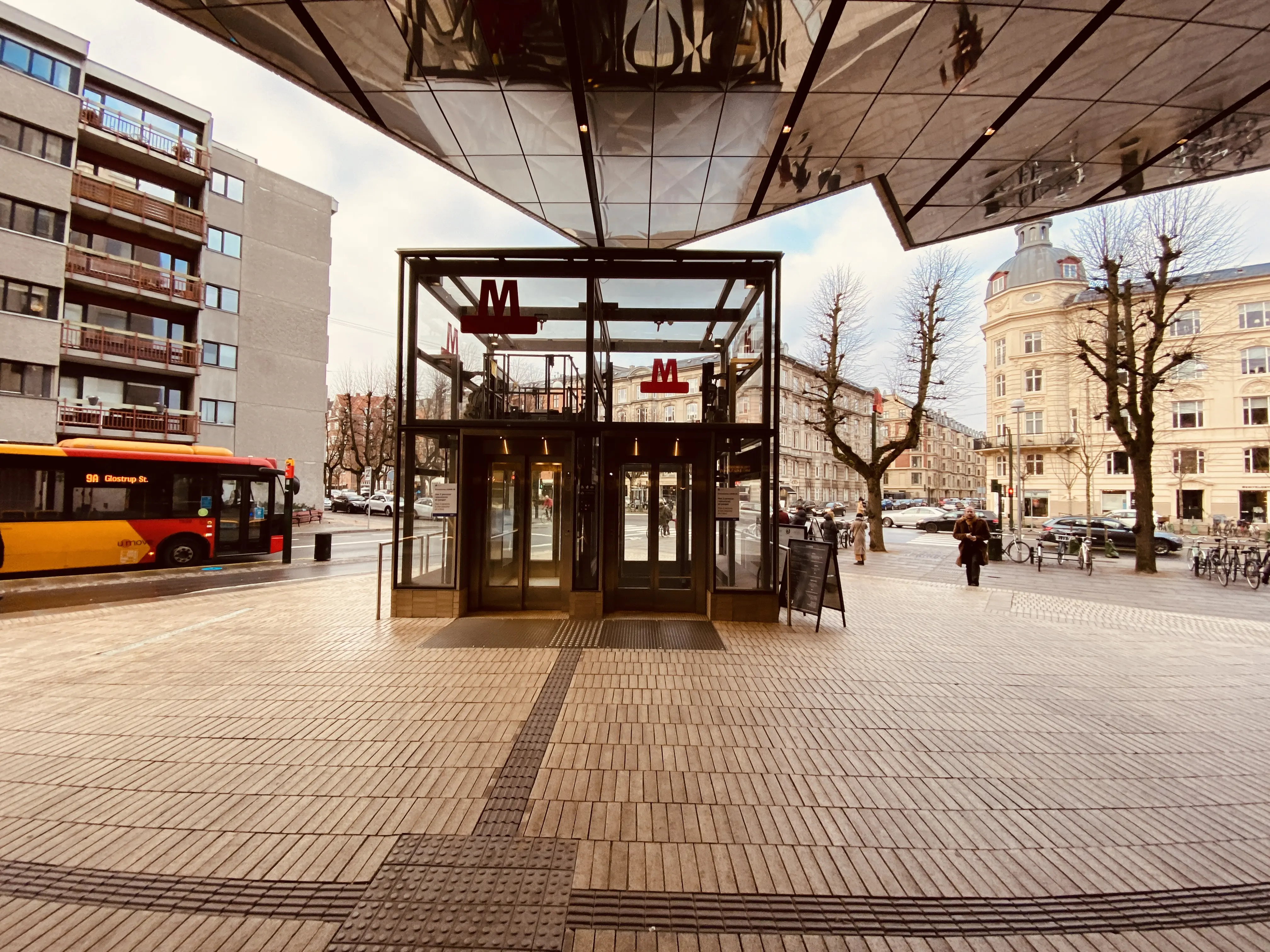 Billede af Frederiksberg Allé Metrostation. Billede af Frederiksberg Allé Metrostation.
