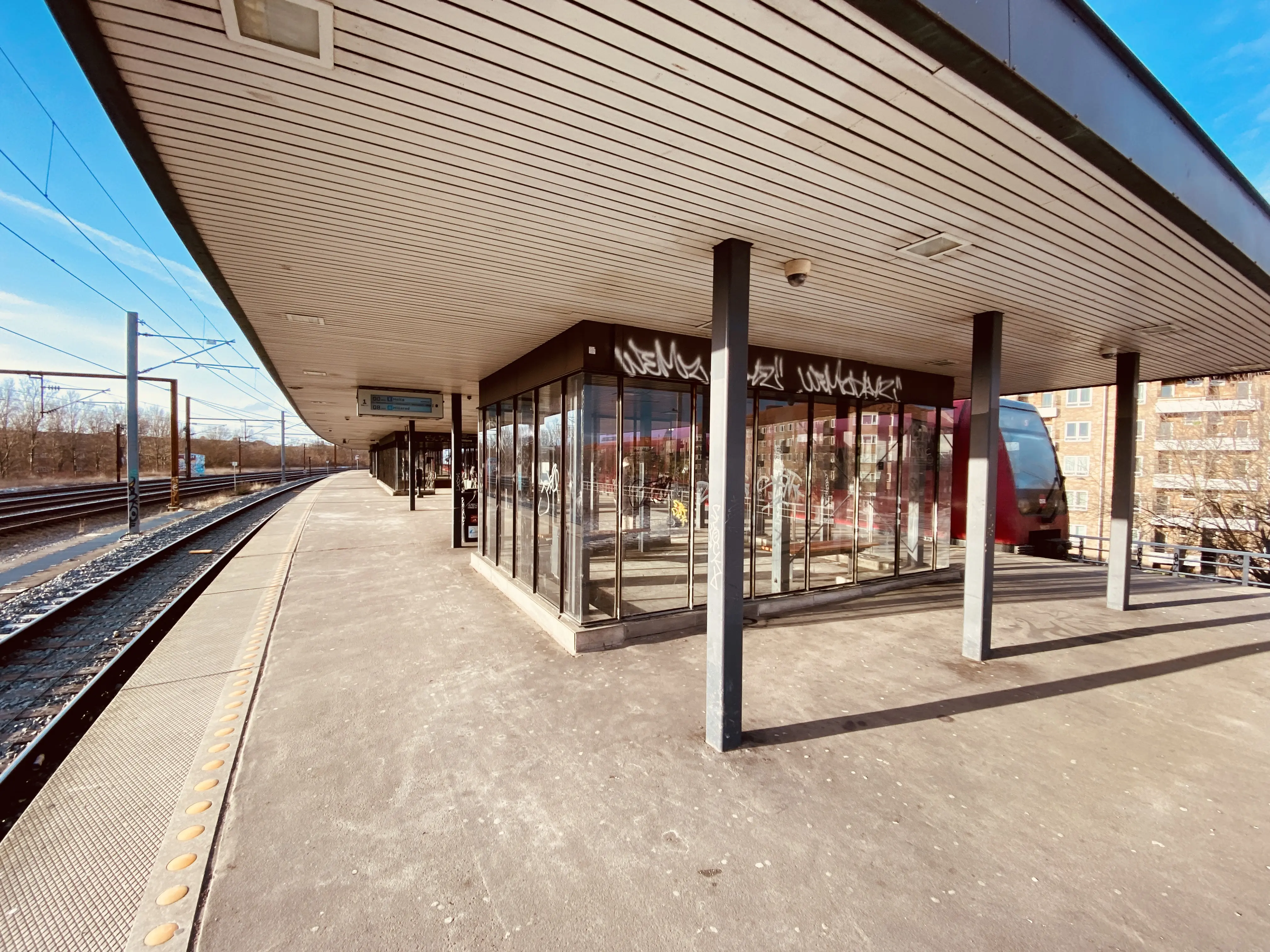 Billede af Sydhavn S-togstrinbræt. Billede af Sydhavn S-togstrinbræt.