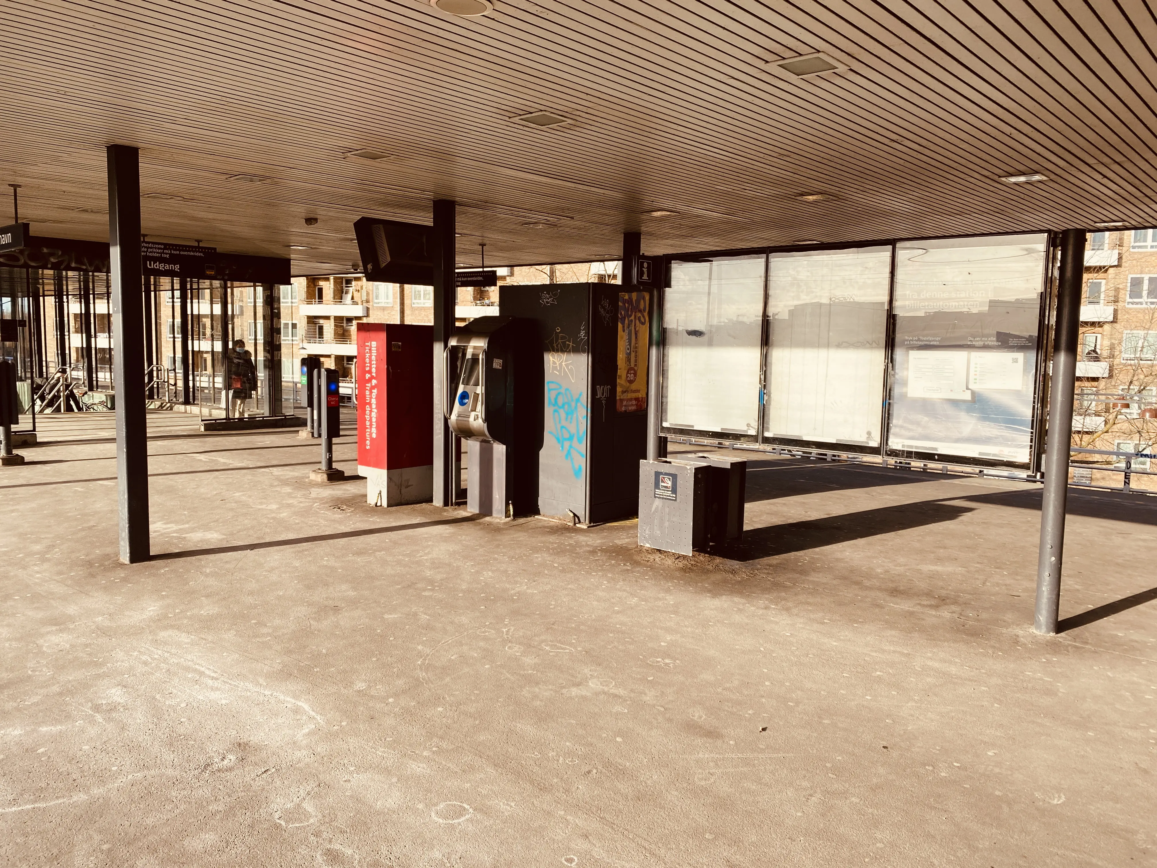 Billede af Sydhavn S-togstrinbræt. Billede af Sydhavn S-togstrinbræt.