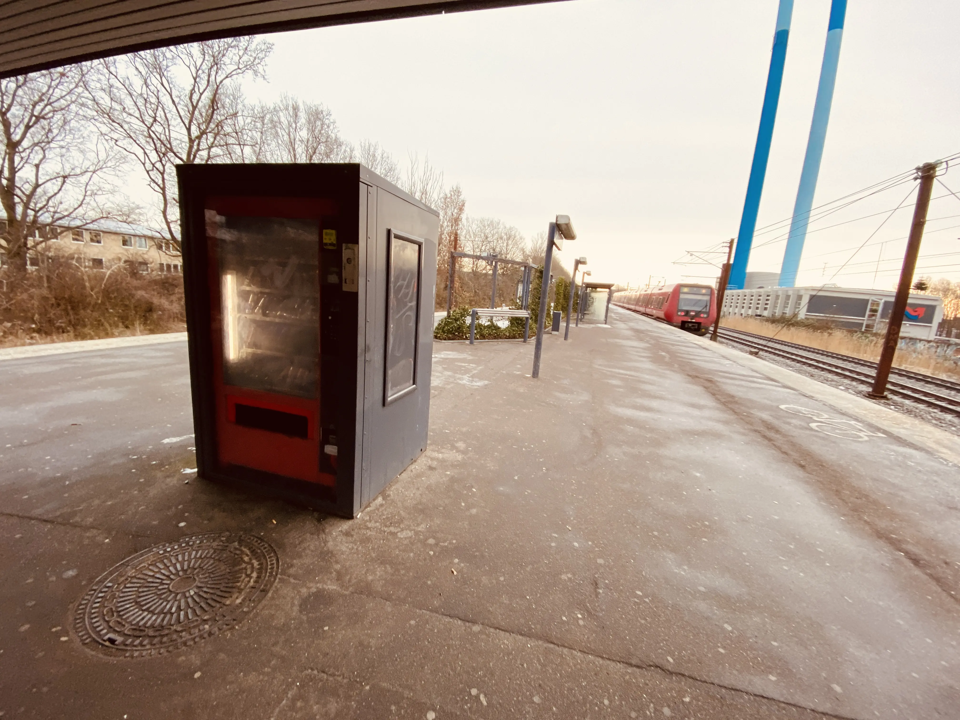 Billede af Albertslund S-togstrinbræt. Billede af Albertslund S-togstrinbræt.