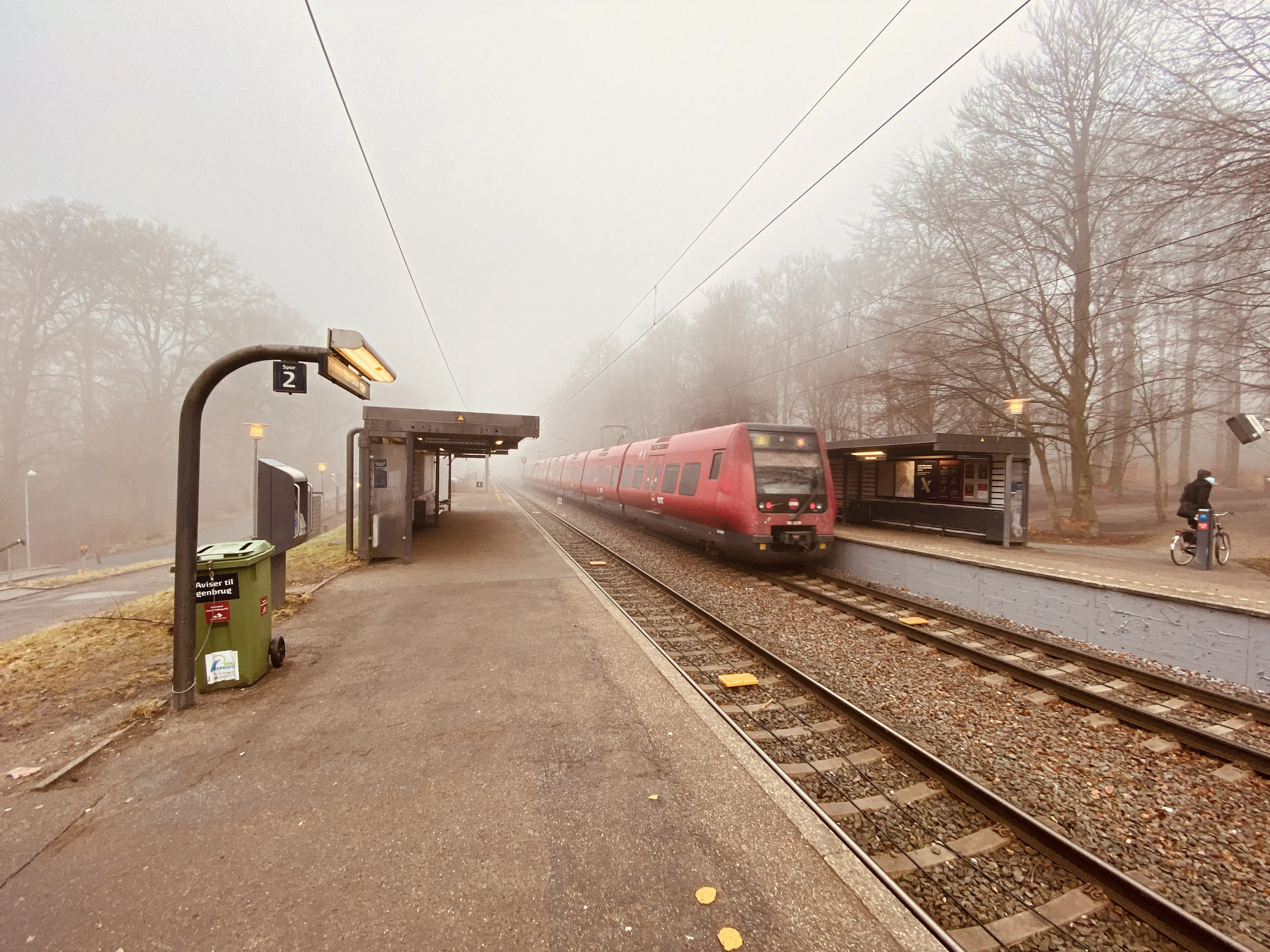 Billede af Hareskov S-togstrinbræt. Billede af Hareskov S-togstrinbræt.