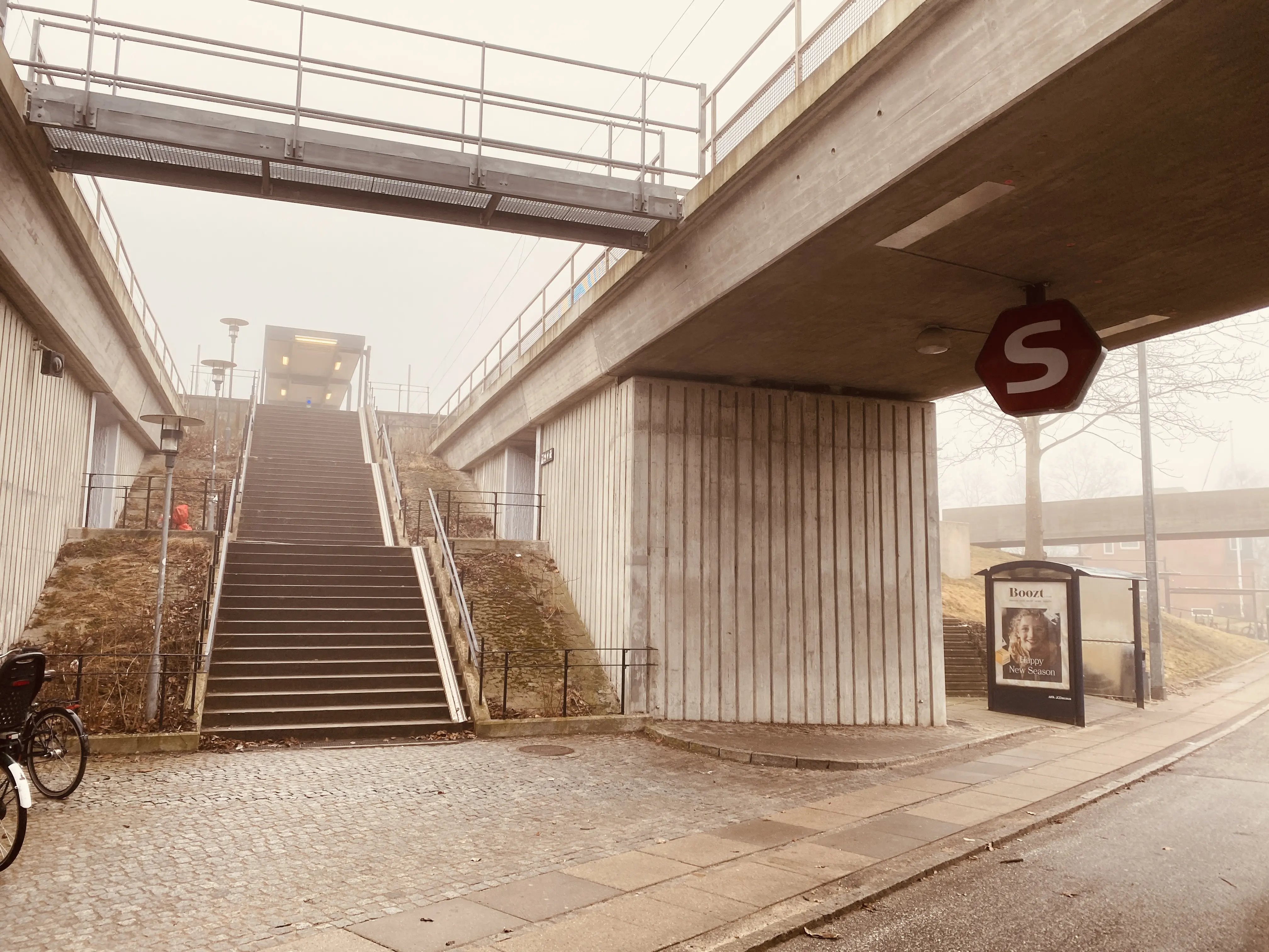 Billede af Værløse S-togstrinbræt. Billede af Værløse S-togstrinbræt.