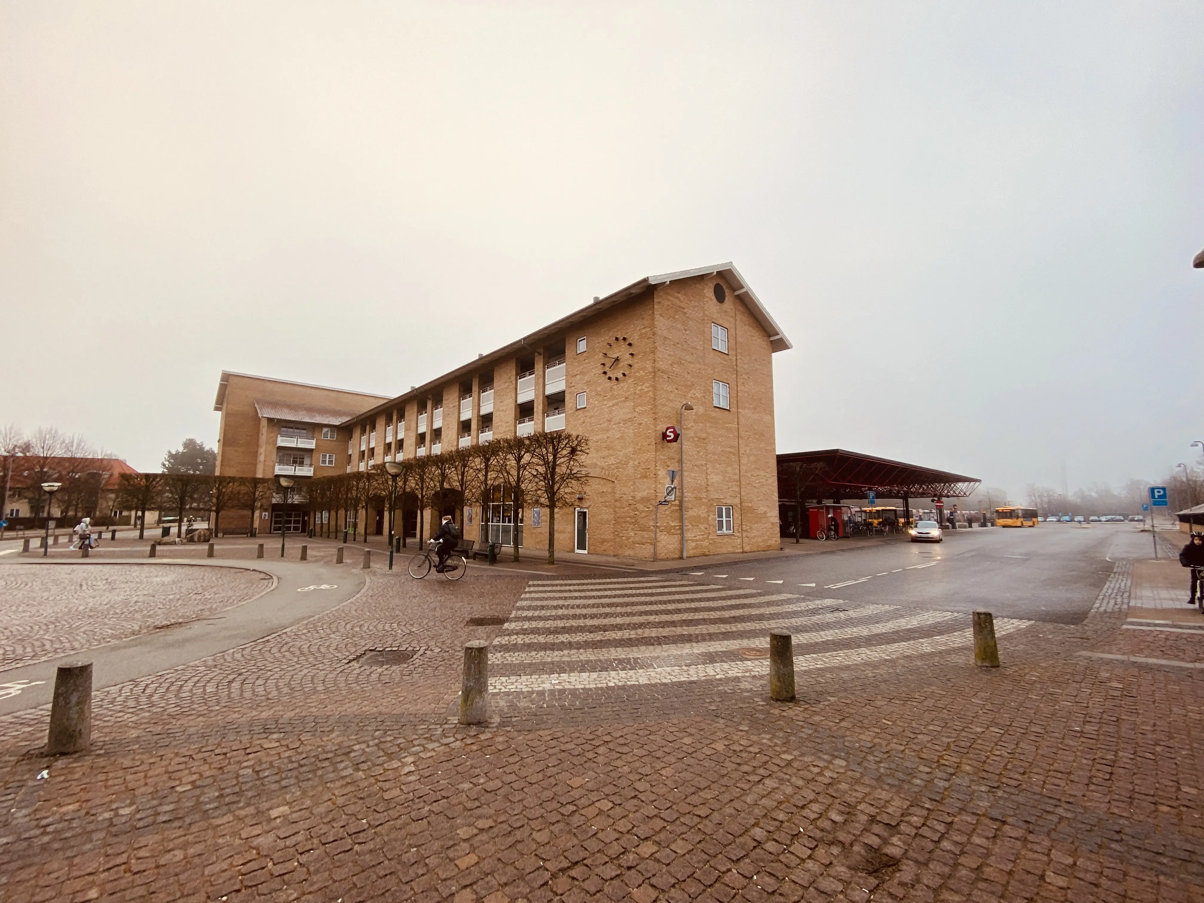 Billede af Farum S-togstrinbræt. Billede af Farum S-togstrinbræt.