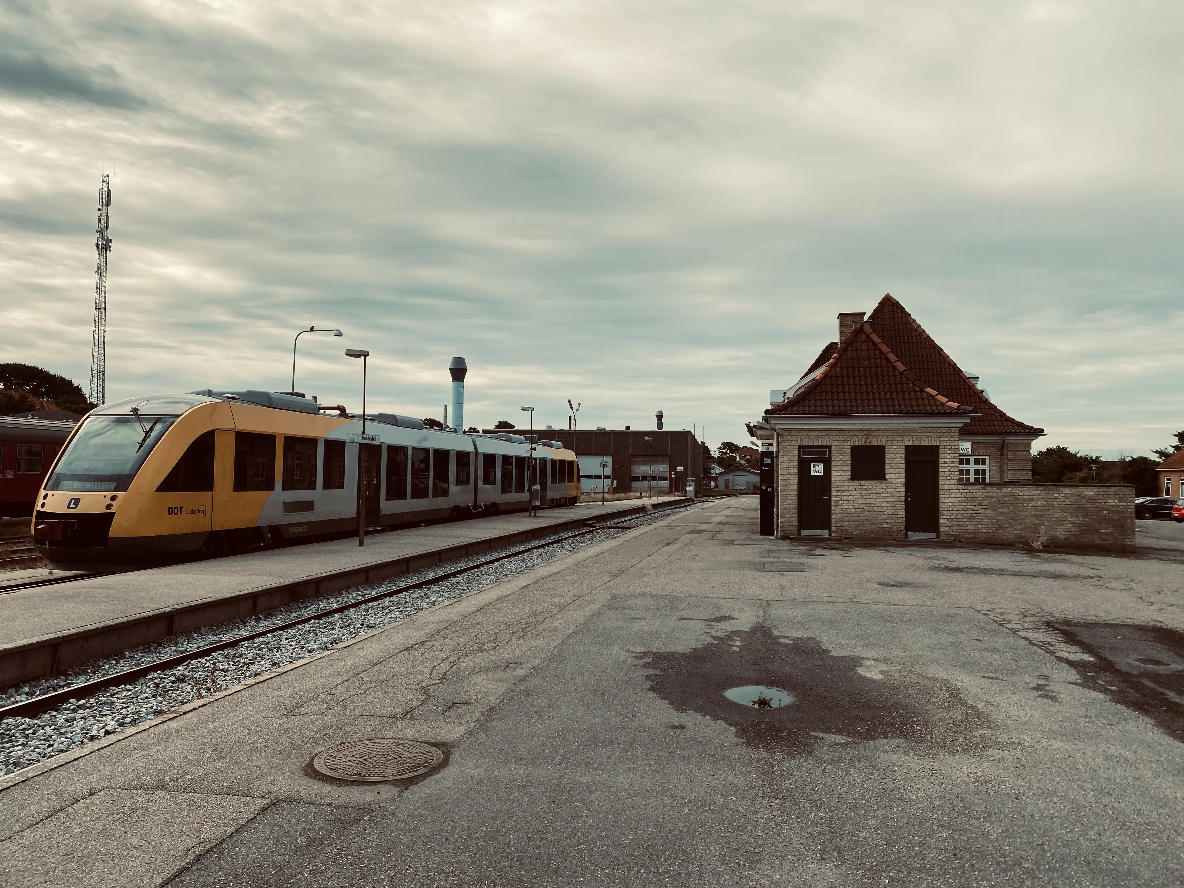 Billede af Hundested Station.