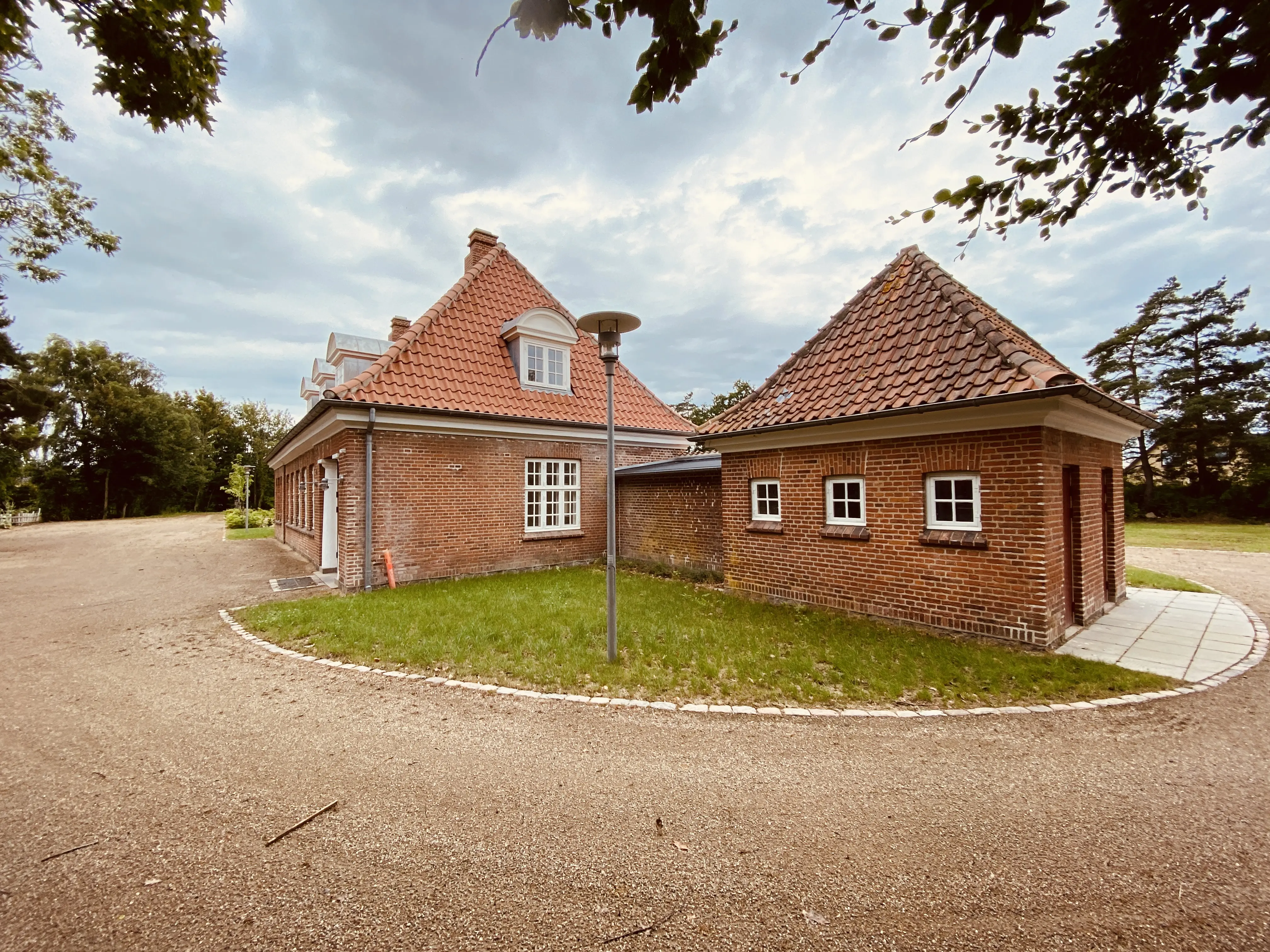 Billede af Mern Station.