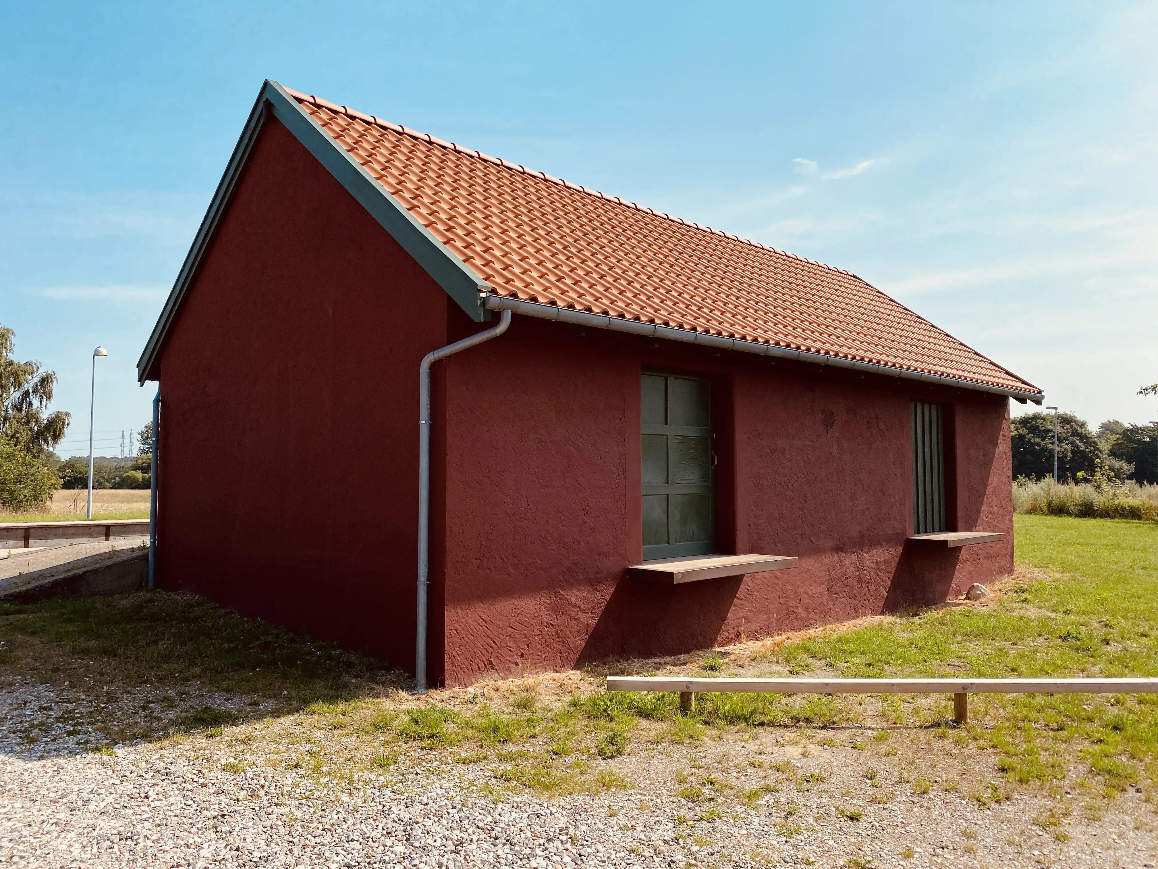 Billede af Ølsted Stations varehus. Billede af Ølsted Stations varehus.