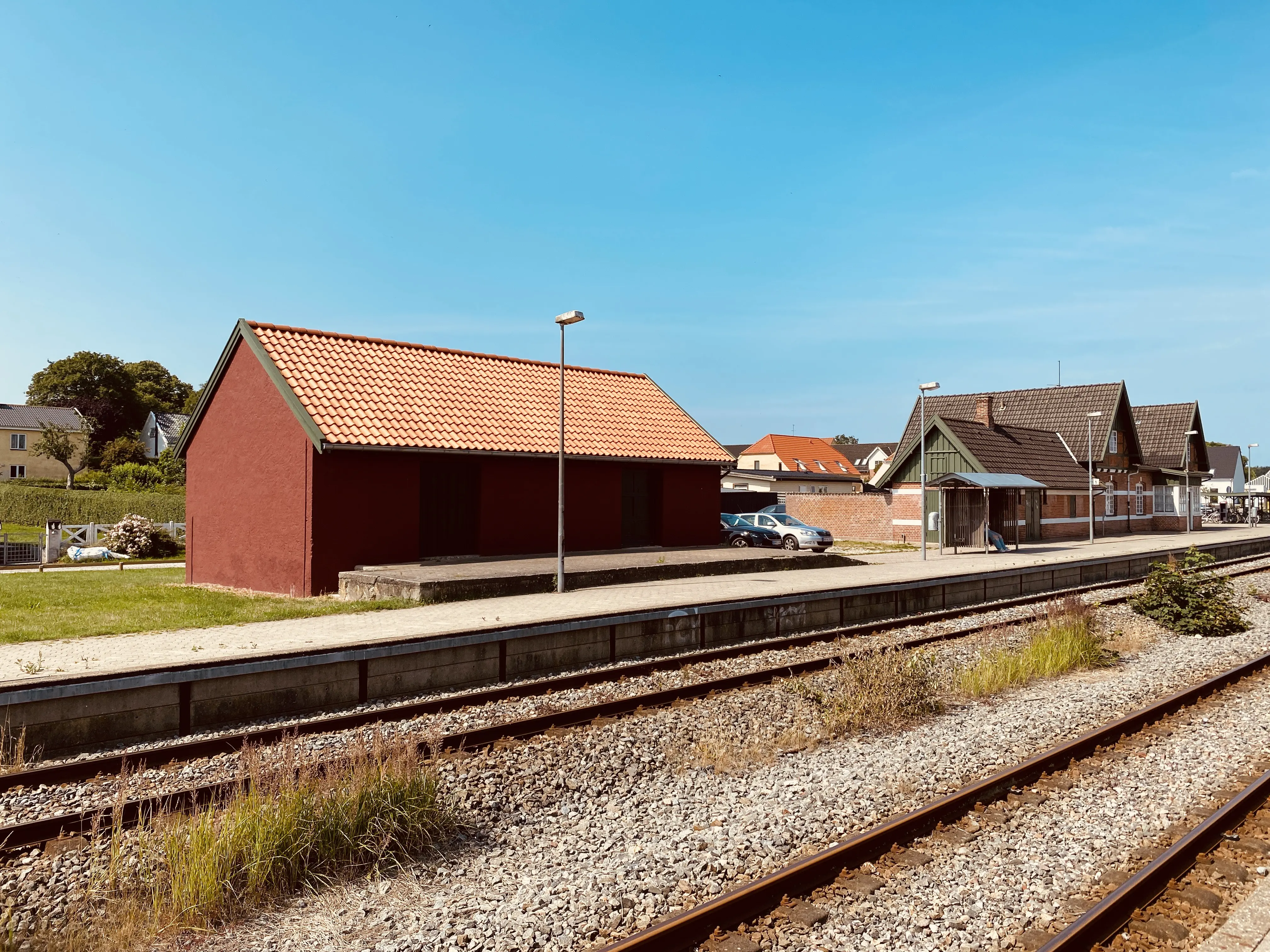 Billede af Ølsted Station set fra sporsiden. Billede af Ølsted Station set fra sporsiden.