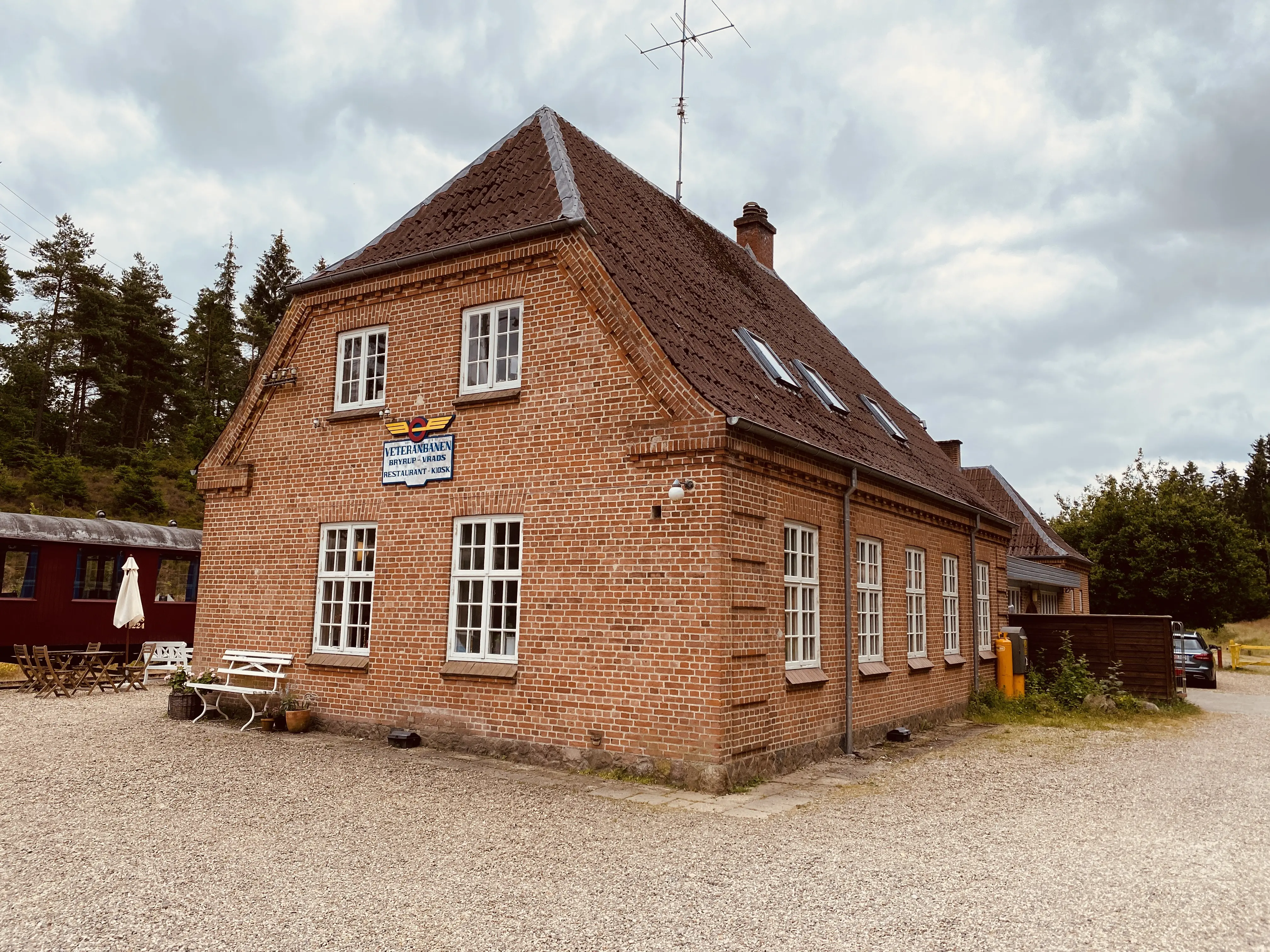 Billede af Vrads Station. Billede af Vrads Station.