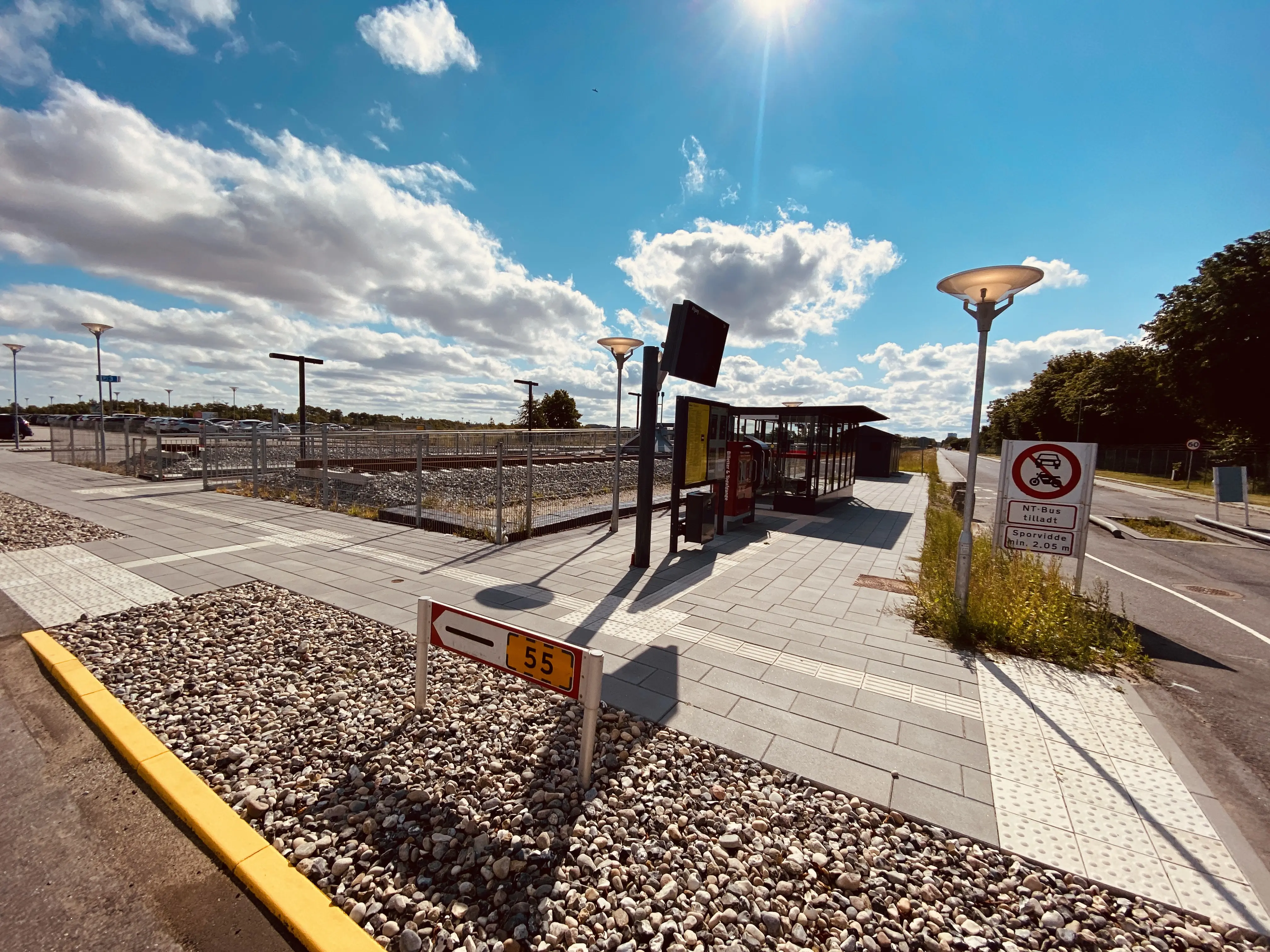 Billede af Aalborg Lufthavn Trinbræt. Billede af Aalborg Lufthavn Trinbræt.