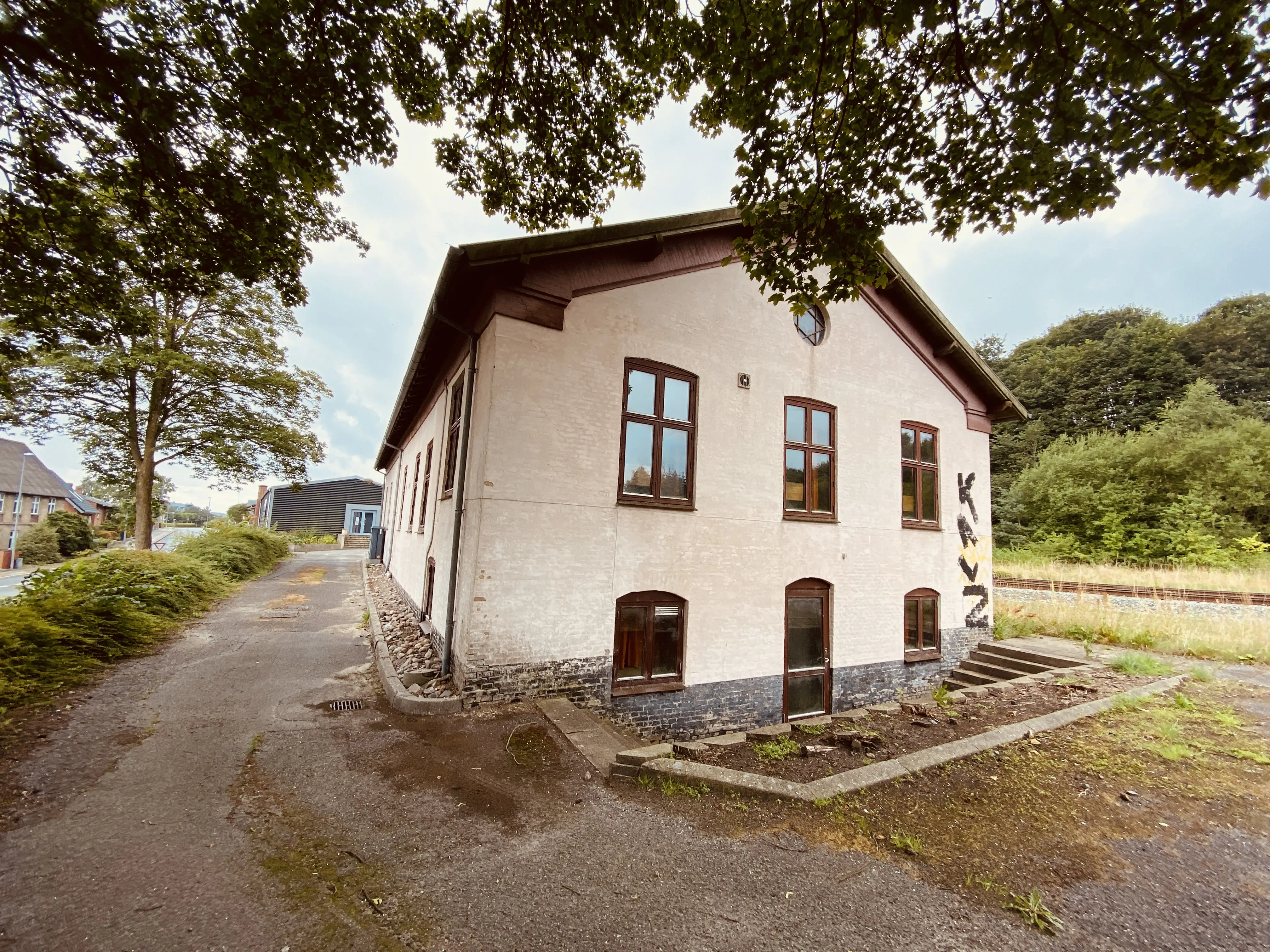 Billede af Hobro Stations gamle tosporede remise. Billede af Hobro Stations gamle tosporede remise.