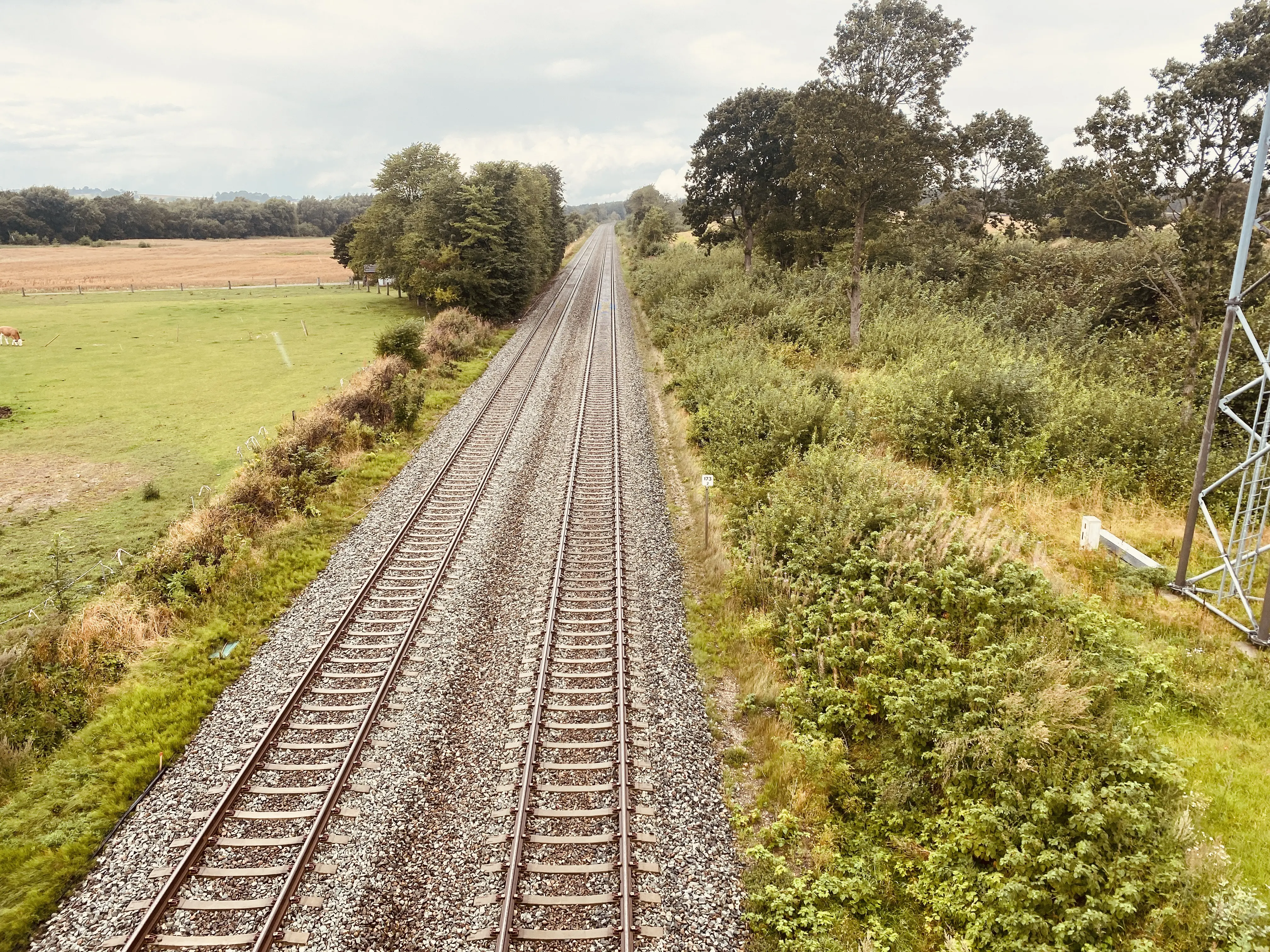 Billede af Svejstrup Trinbræt - Trinbræt er nedrevet, men Svejstrup Trinbræt har ligget her. Billede af Svejstrup Trinbræt - Trinbræt er nedrevet, men Svejstrup Trinbræt har ligget her.