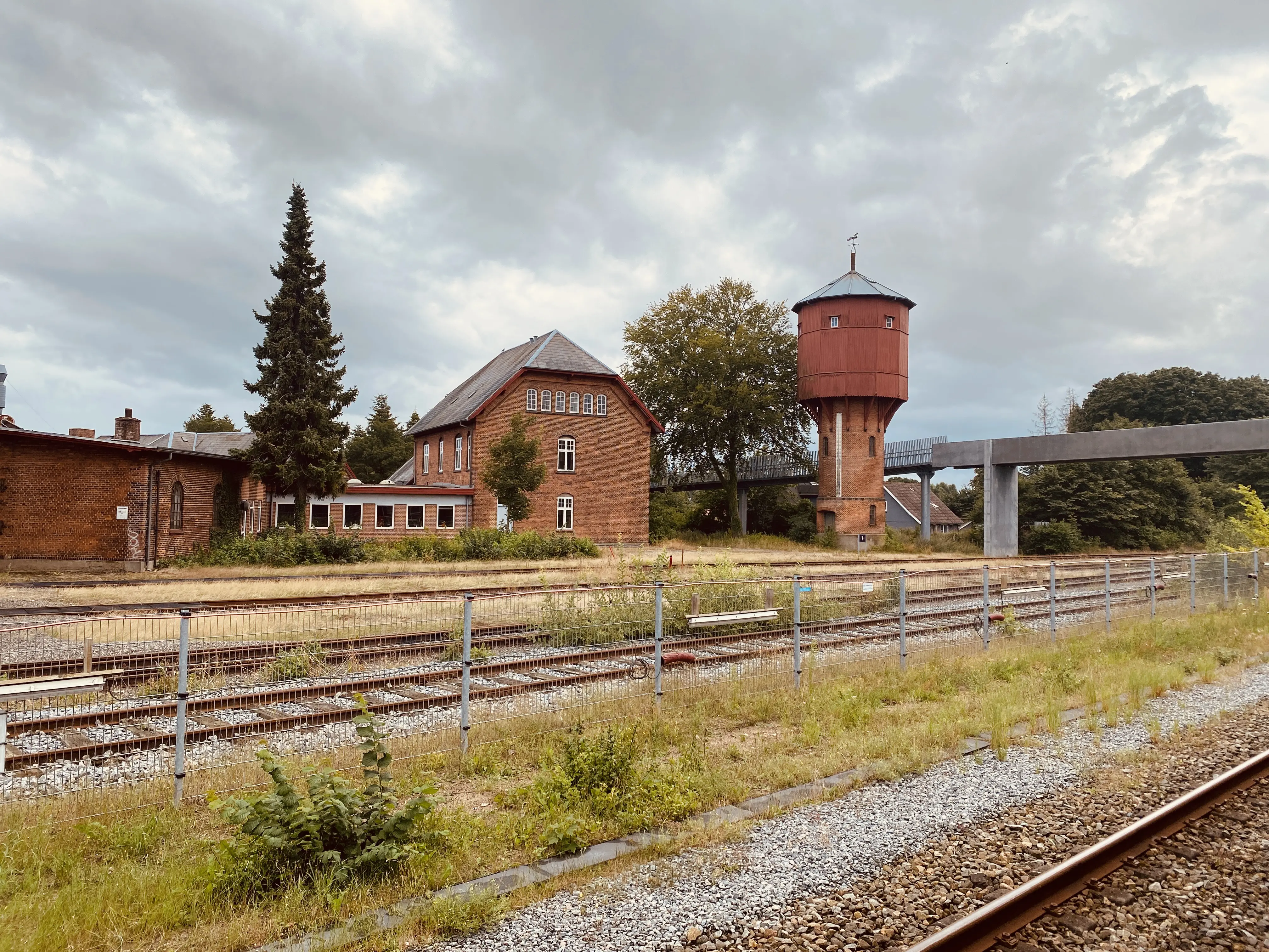 Billede af Langå Stations vandtårn. Billede af Langå Stations vandtårn.