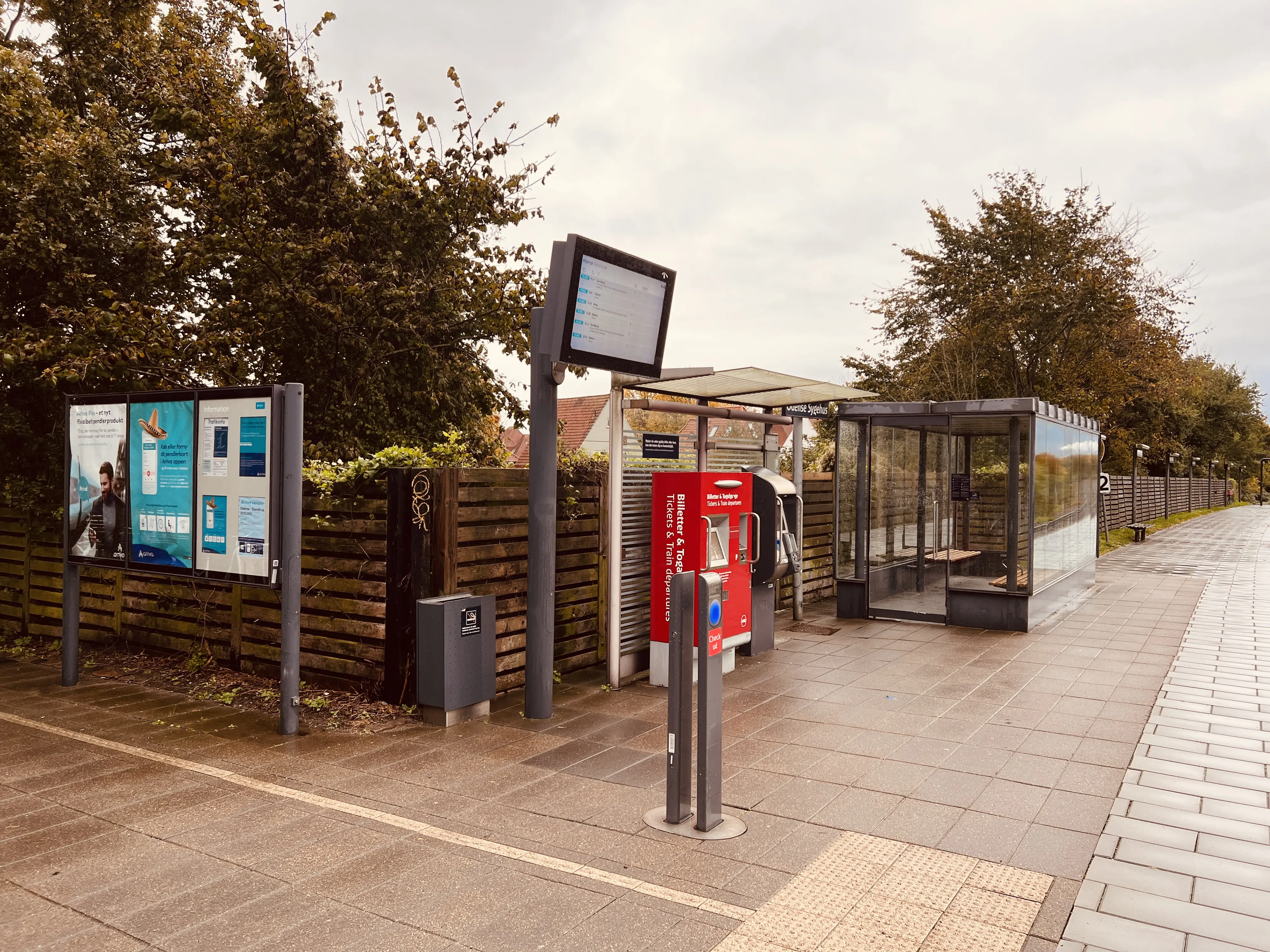 Billede af Odense Sygehus Trinbræt. Billede af Odense Sygehus Trinbræt.