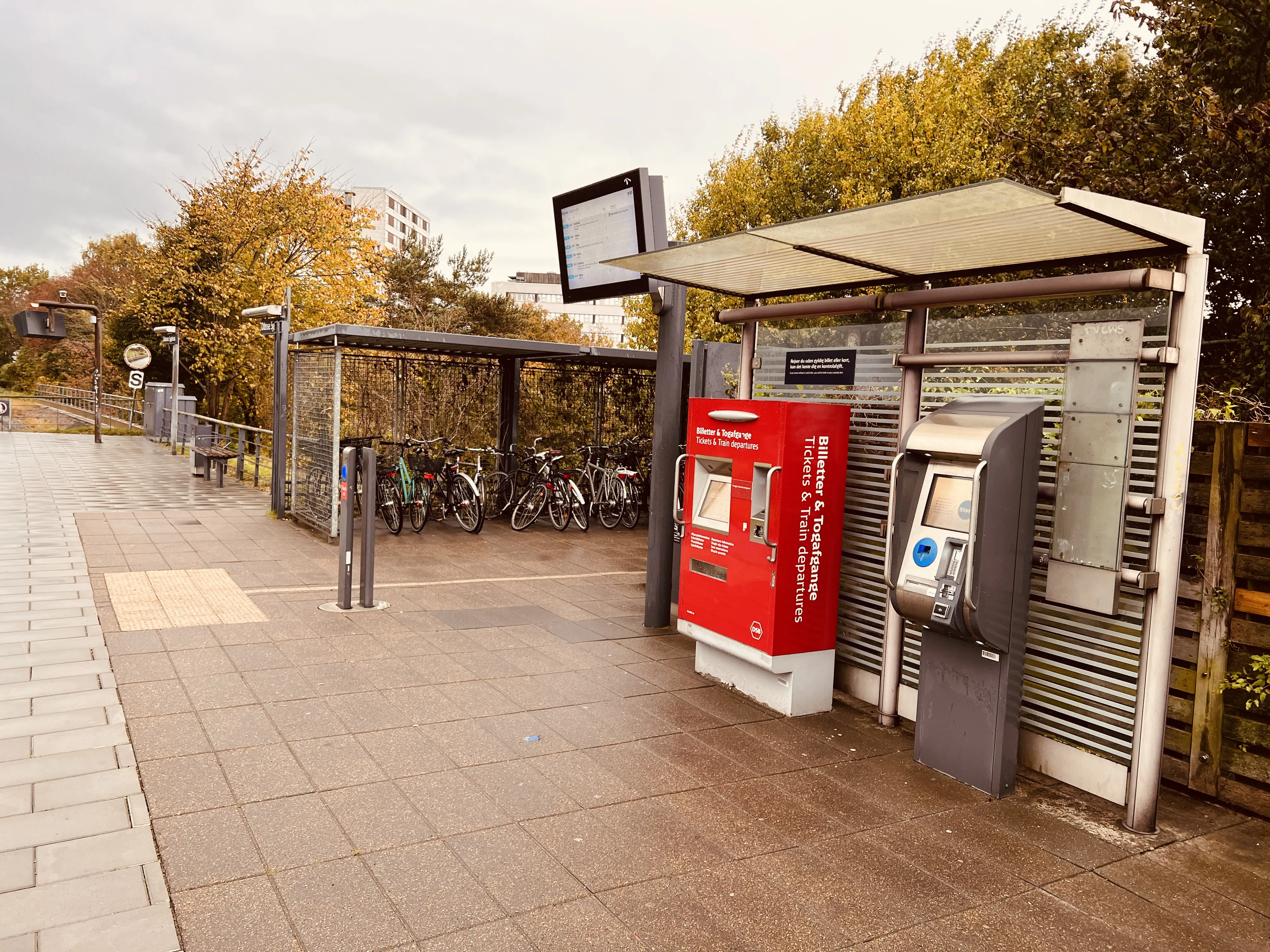 Billede af Odense Sygehus Trinbræt. Billede af Odense Sygehus Trinbræt.