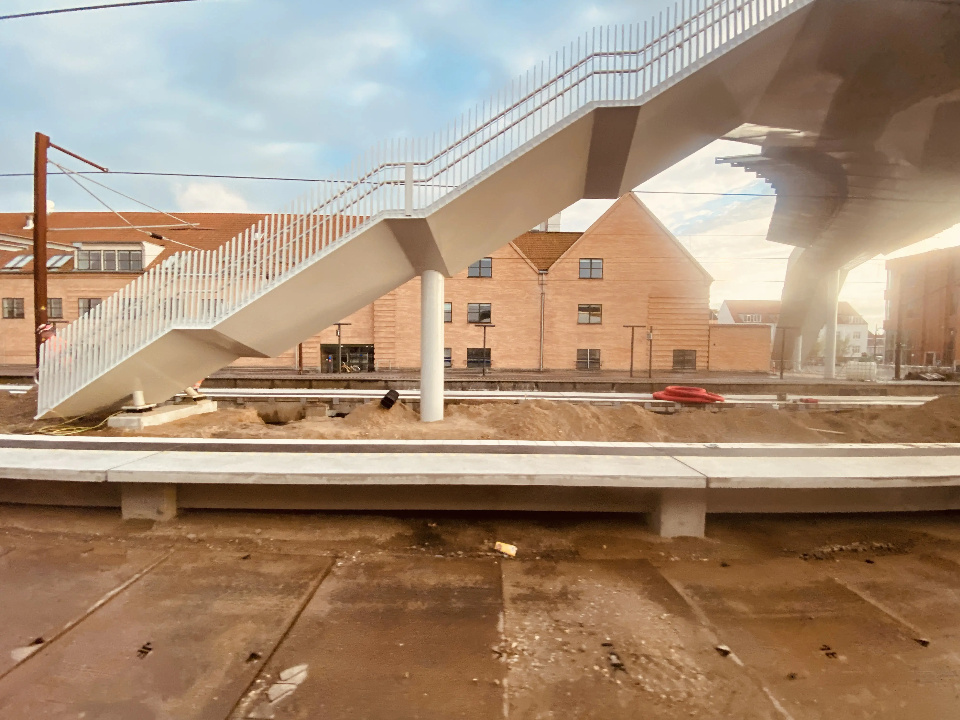 Billede af etableringen af den nye gangbro ved Slagelse Station. Billede af etableringen af den nye gangbro ved Slagelse Station.