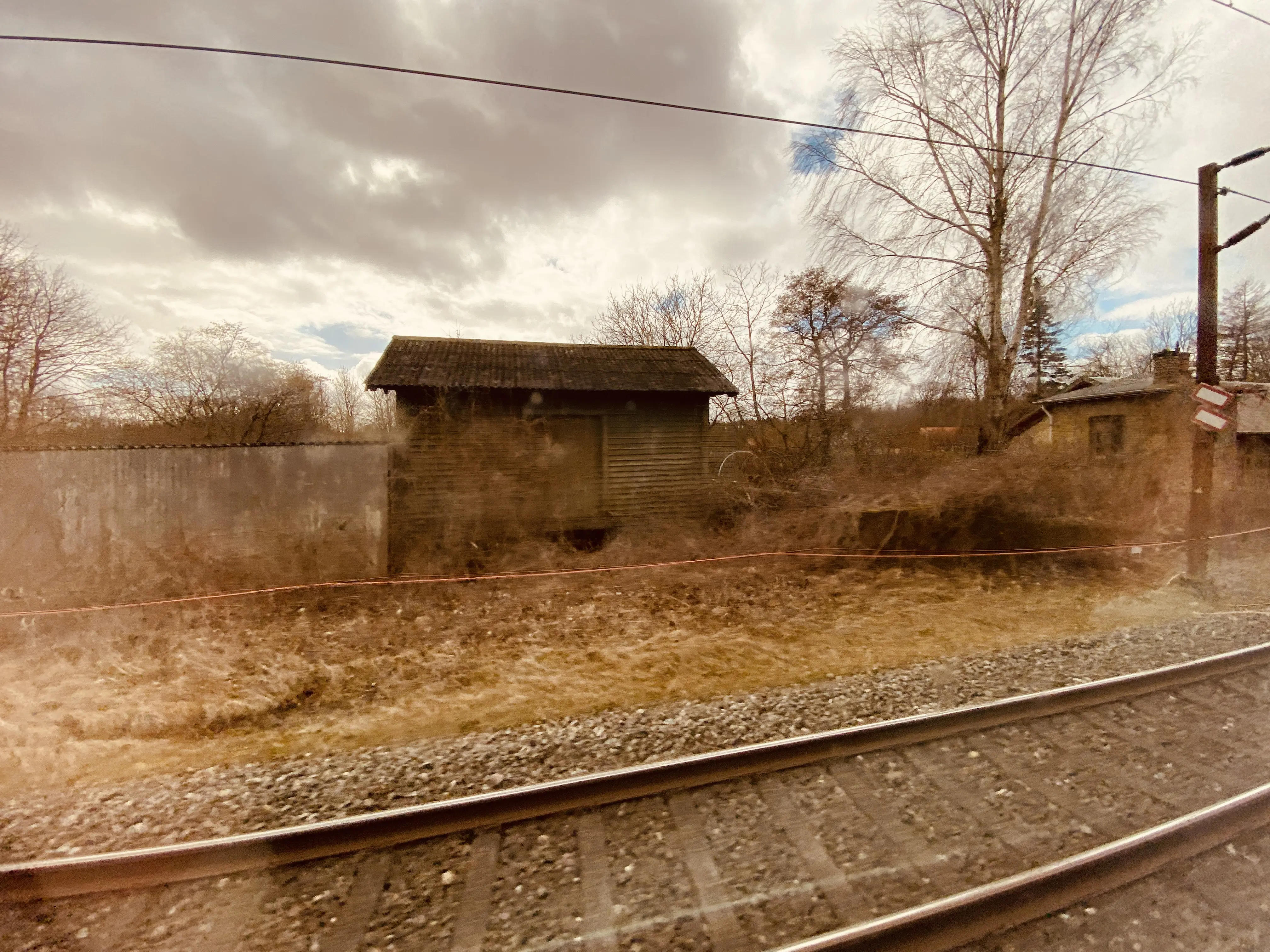 Billede af Frederikslund Stations varehus.