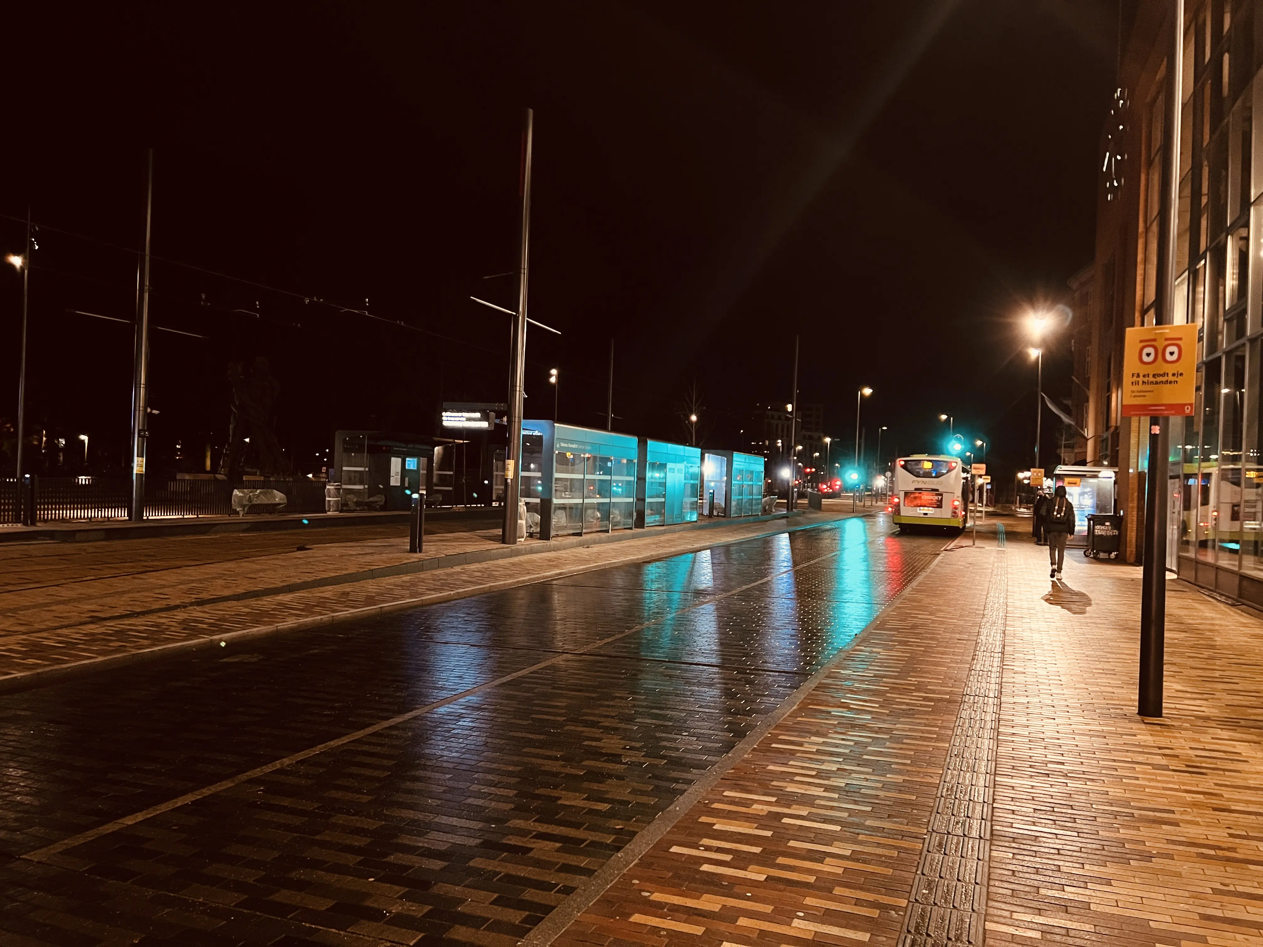 Billede af Odense Banegård Letbanestation. Billede af Odense Banegård Letbanestation.