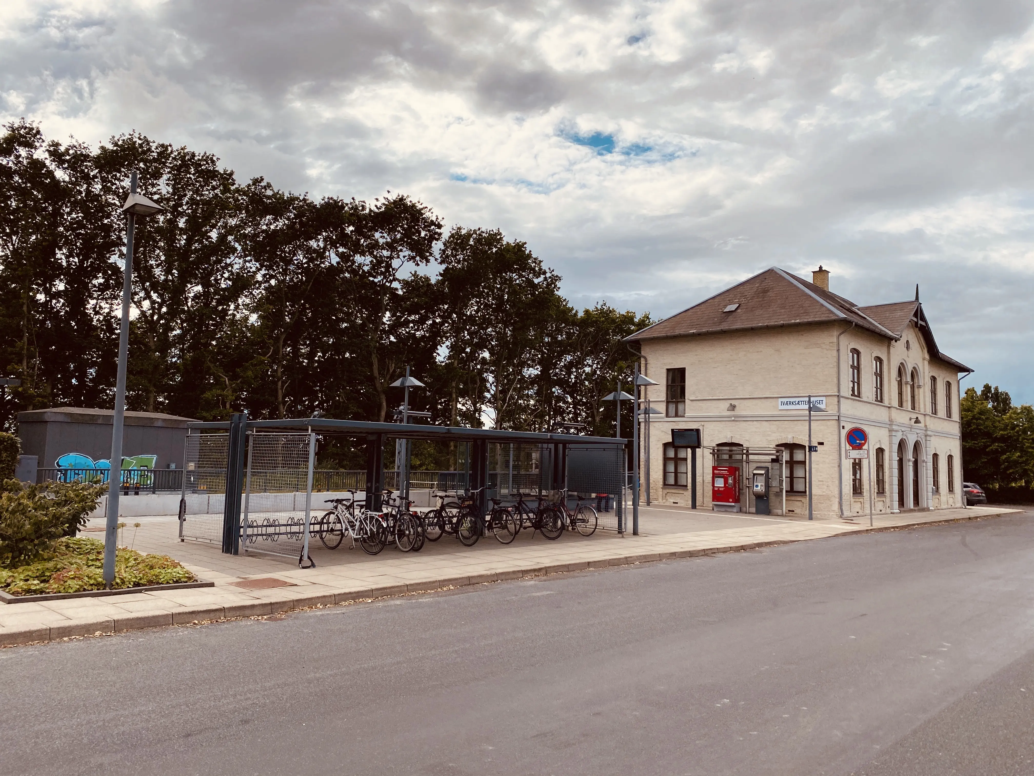 Billede af Kværndrup Station. Billede af Kværndrup Station.