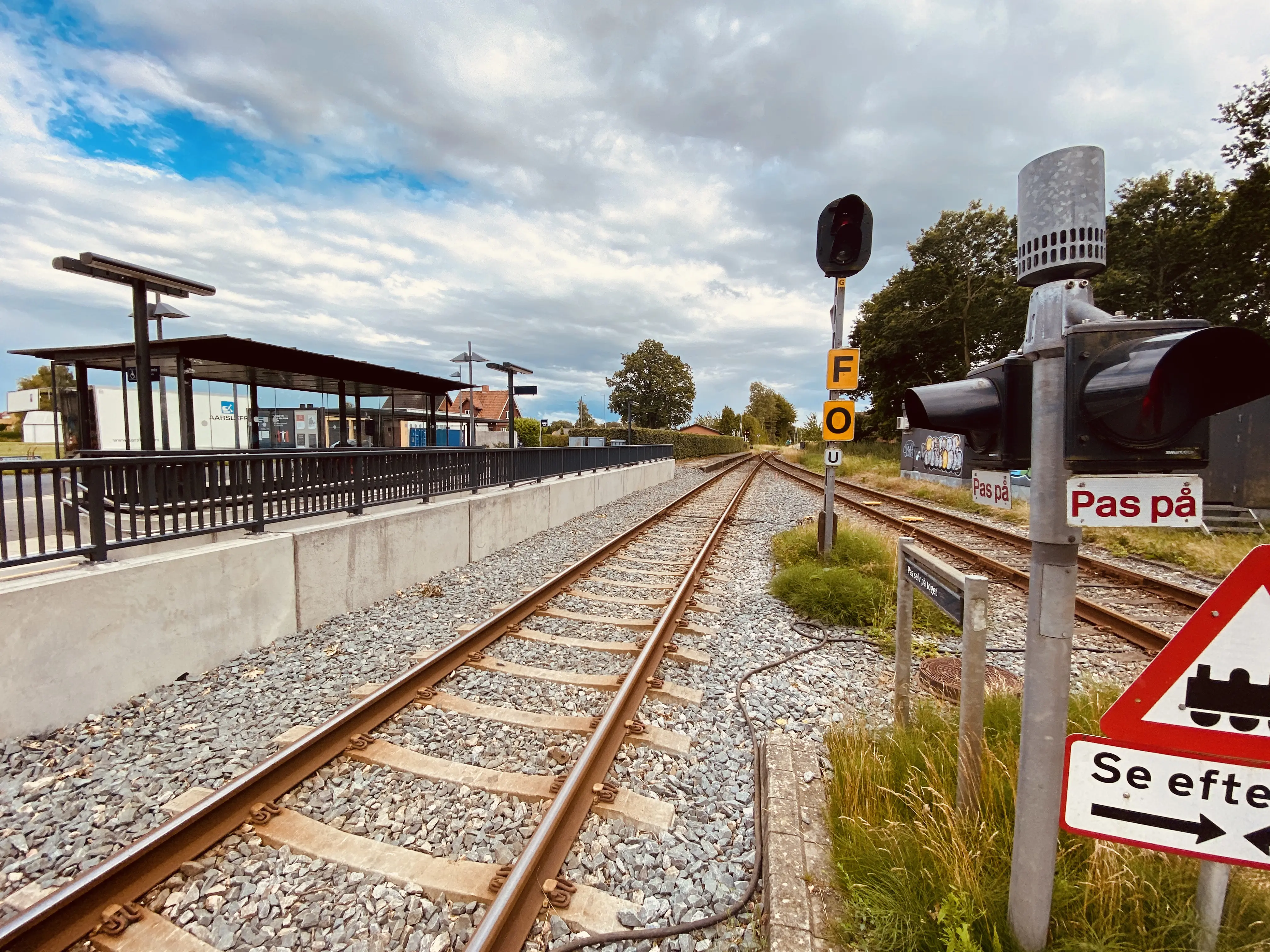 Billede af Kværndrup Stations sporareal.