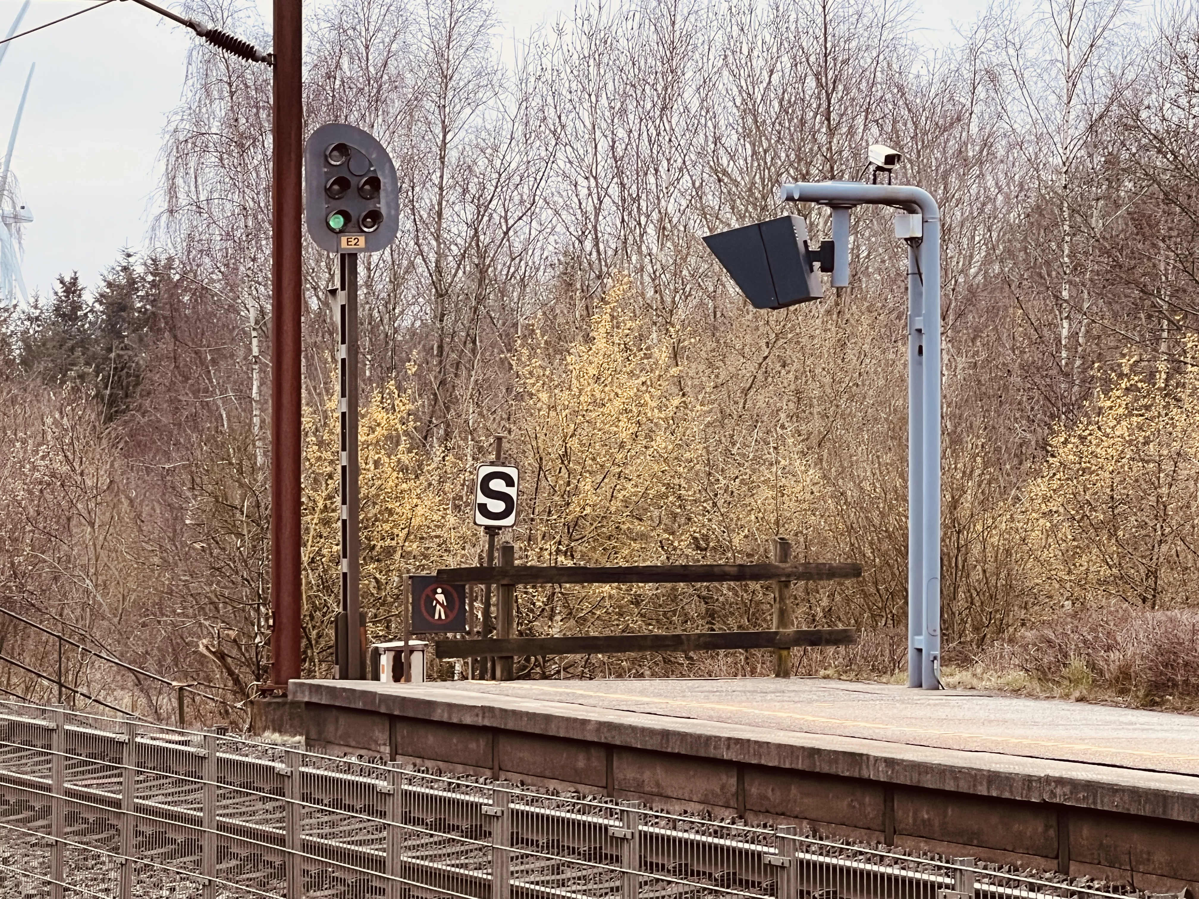 Billede af Holmstrup Trinbræt. Billede af Holmstrup Trinbræt.