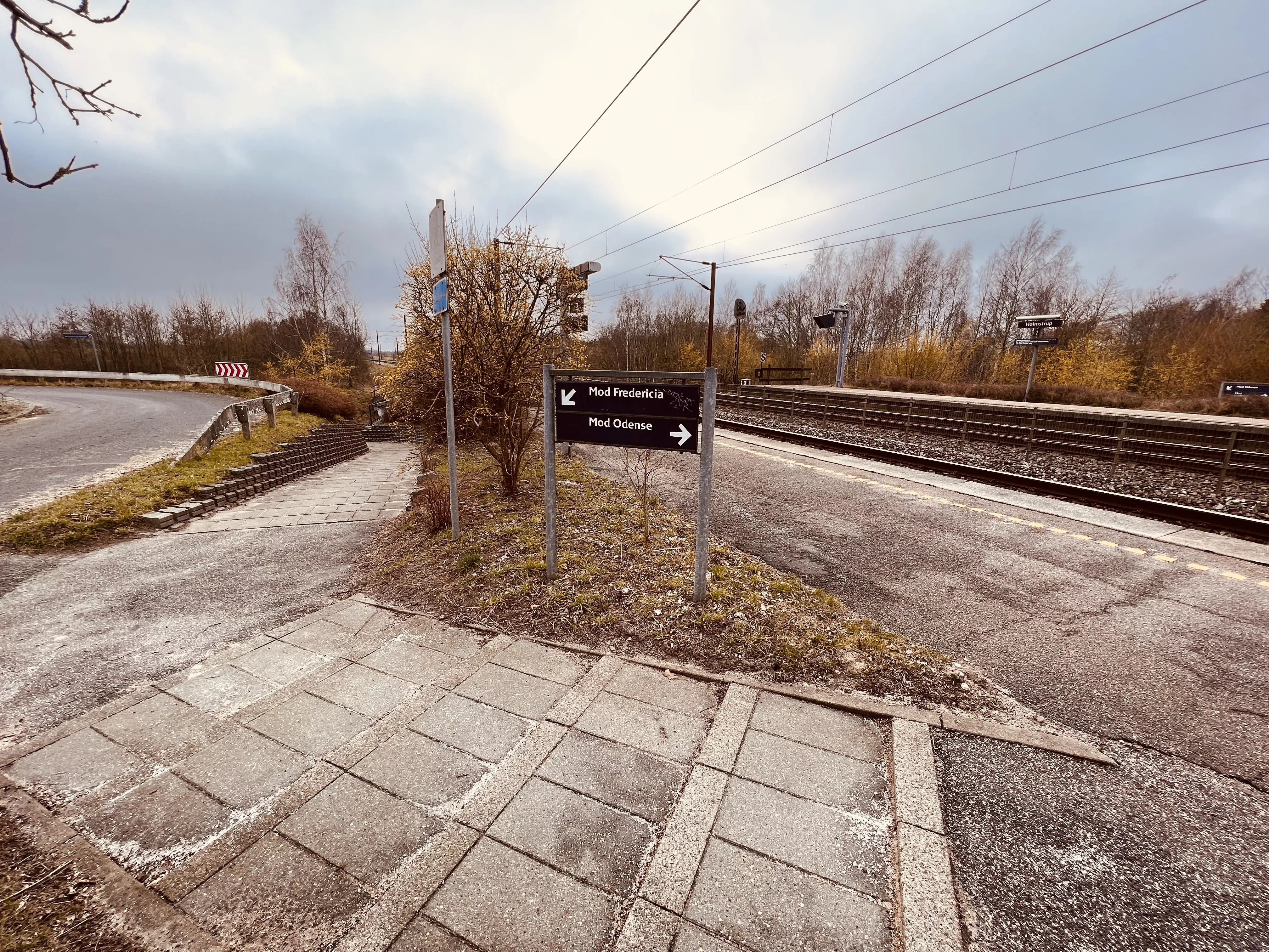 Billede af Holmstrup Trinbræt. Billede af Holmstrup Trinbræt.