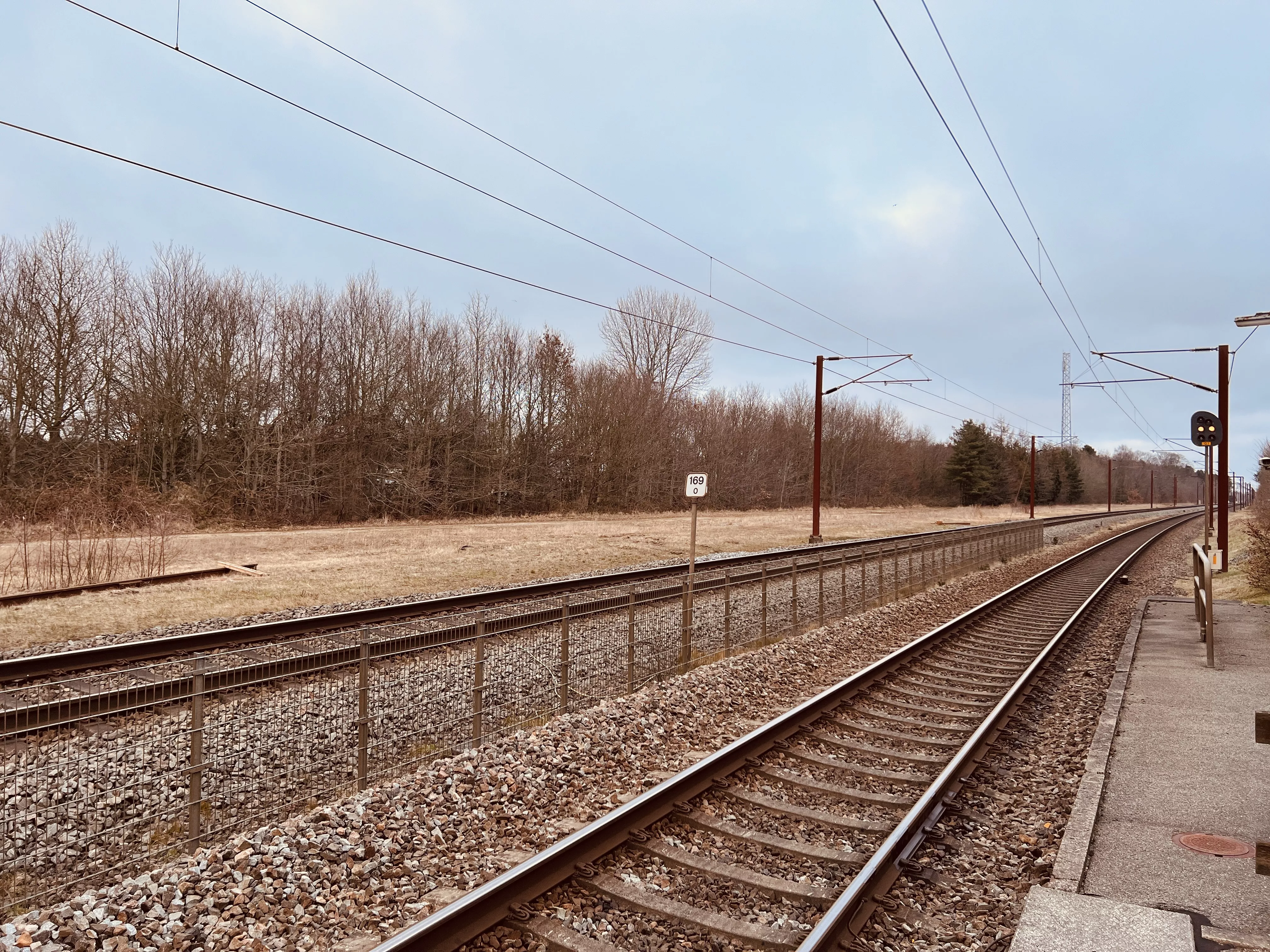 Billede af Holmstrup Holdeplads - Holdeplads er nedrevet, men Holmstrup Holdeplads har ligget her.