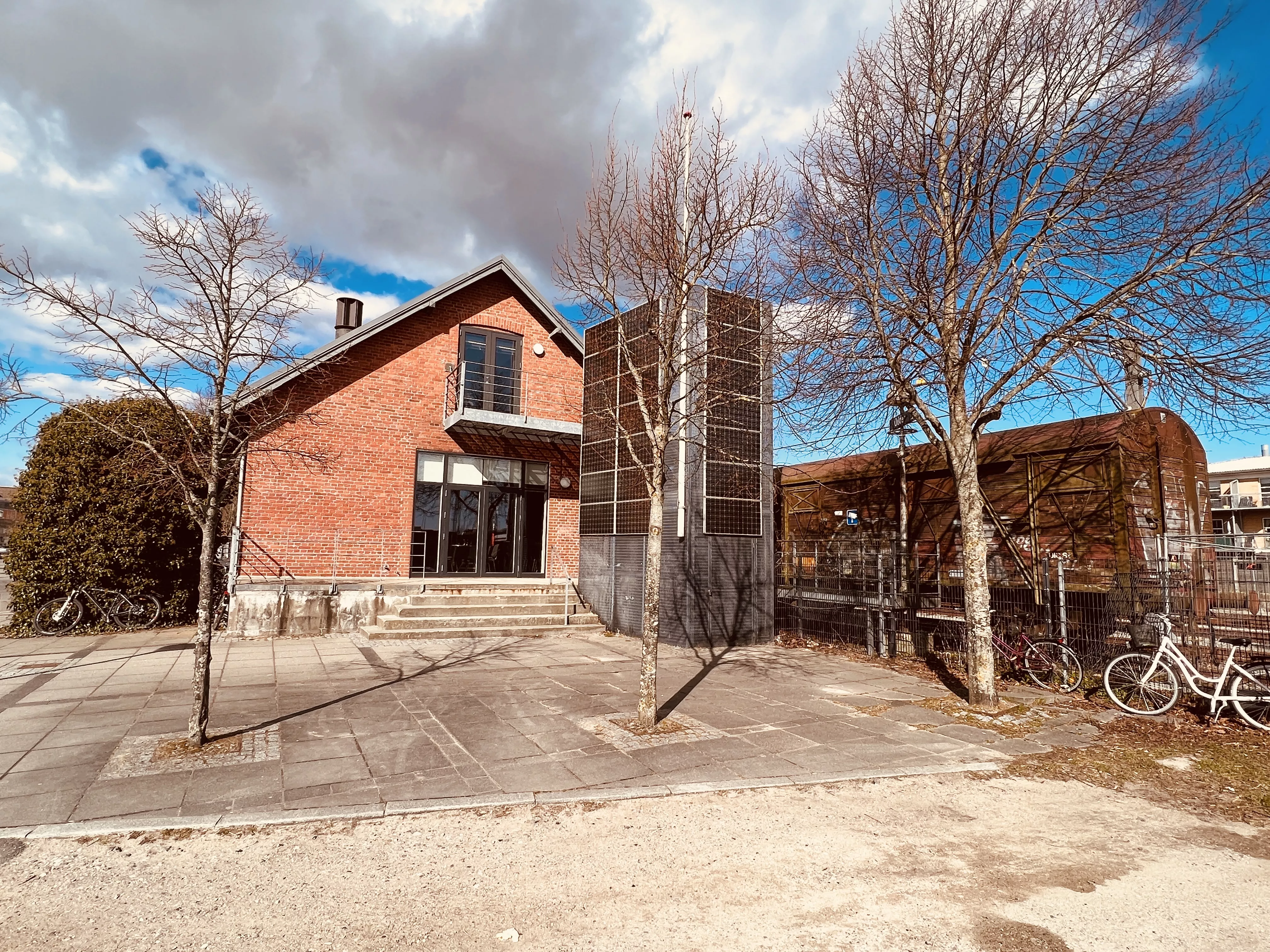 Billede af Odder Stations varehus. Billede af Odder Stations varehus.