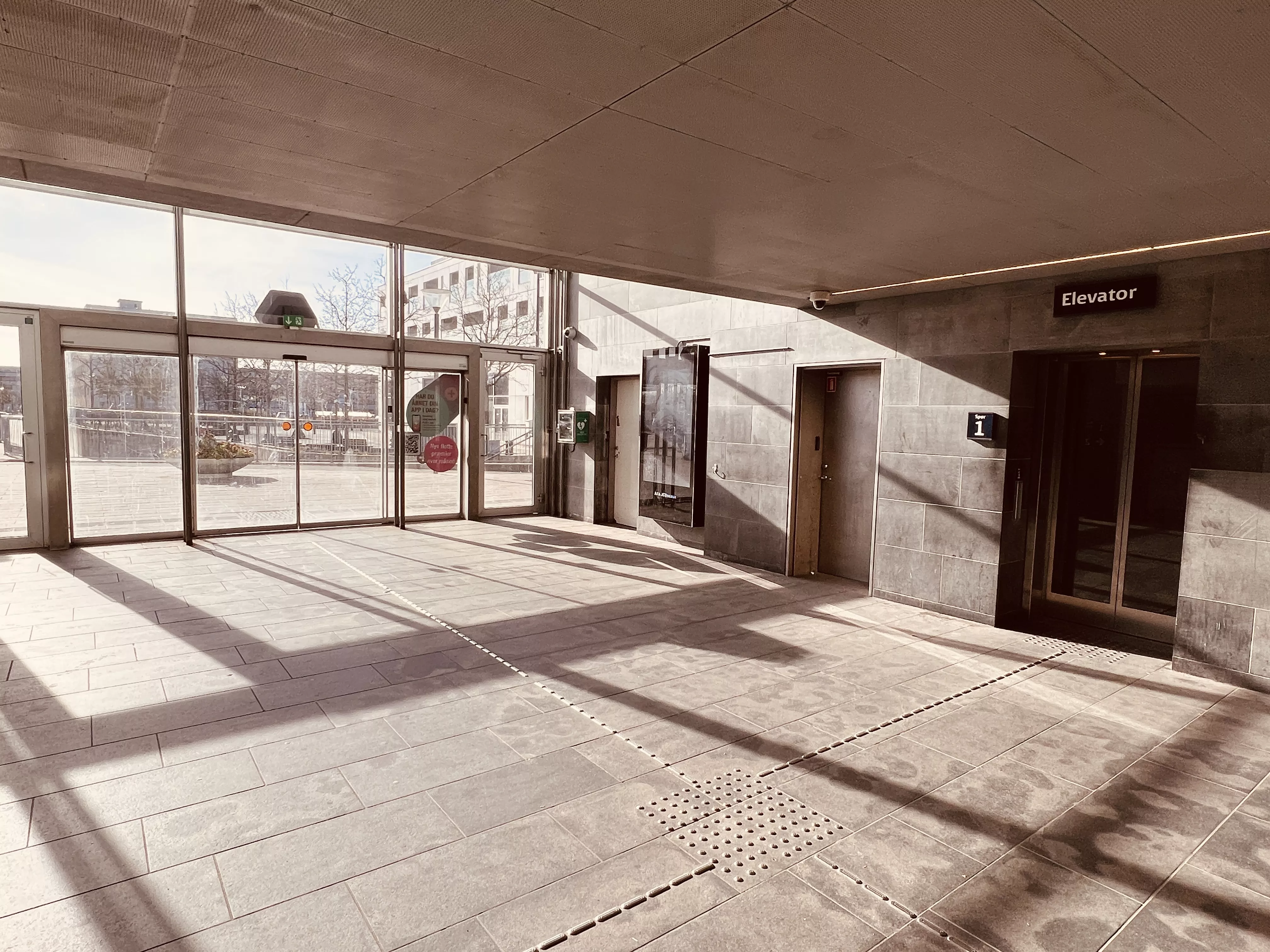 Billede af Ishøj S-togsstation. Billede af Ishøj S-togsstation.