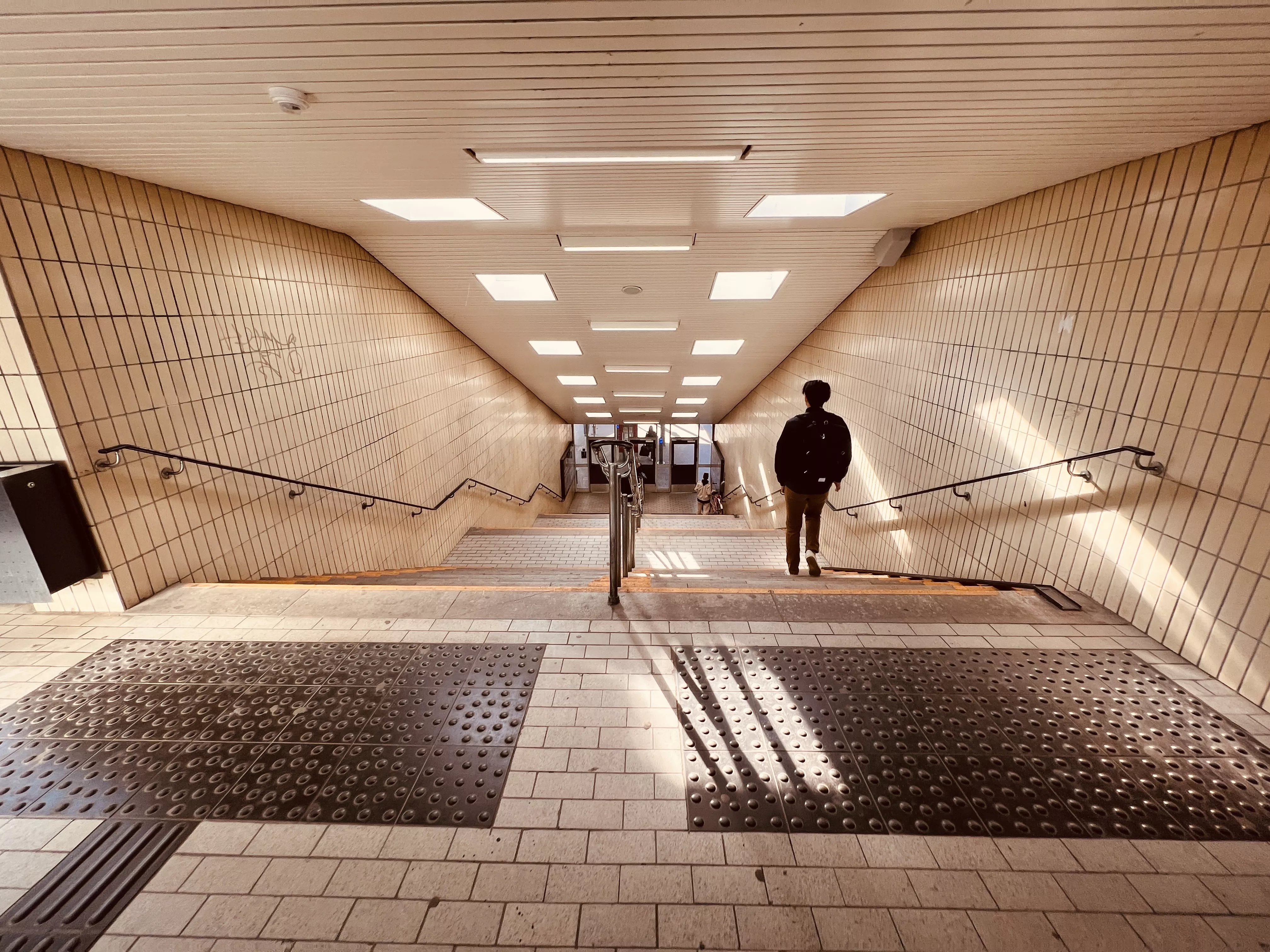 Billede af Vangede S-togstrinbræt. Billede af Vangede S-togstrinbræt.