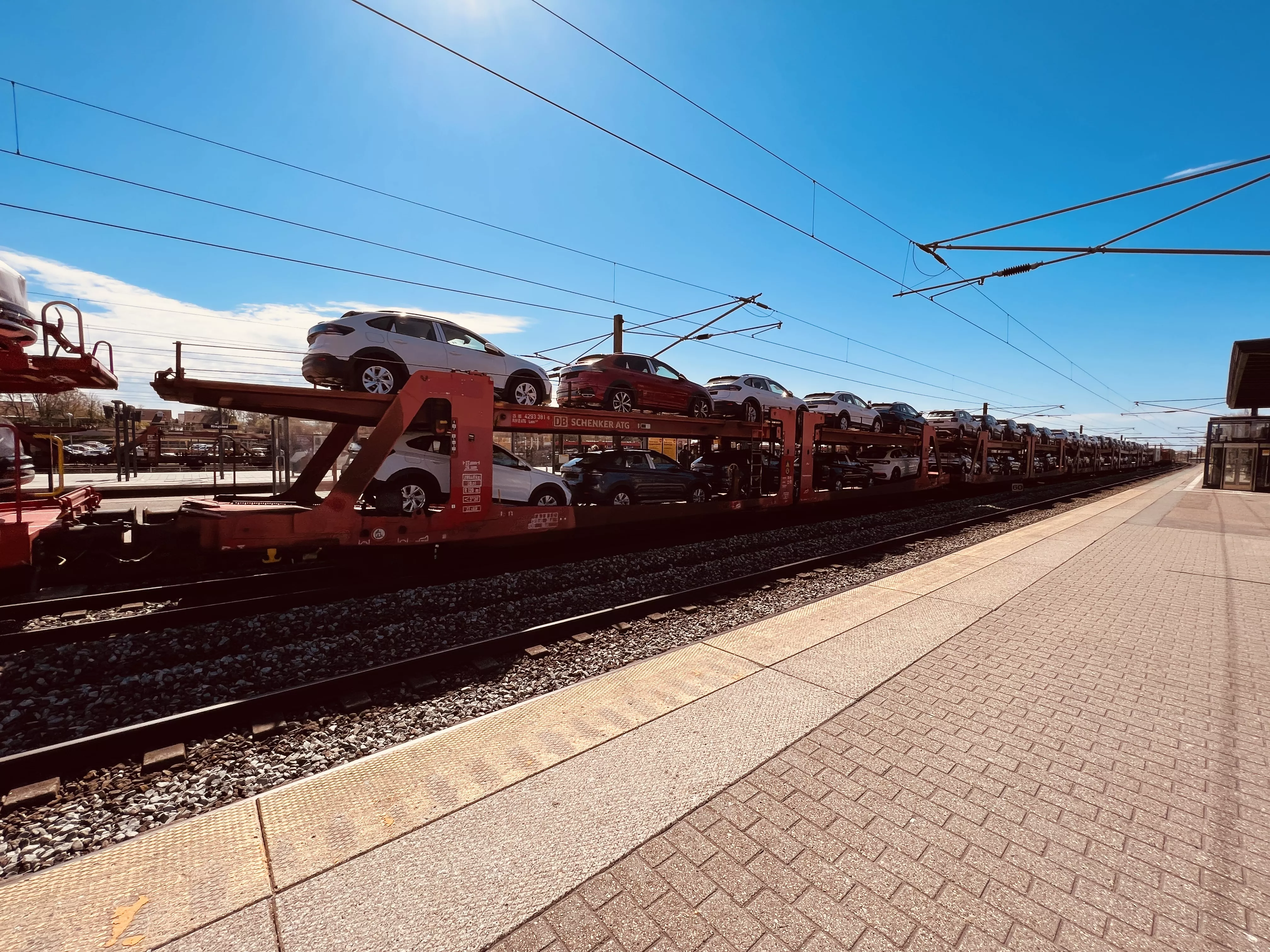 Billede af tog ud for Ringsted Station. Billede af tog ud for Ringsted Station.