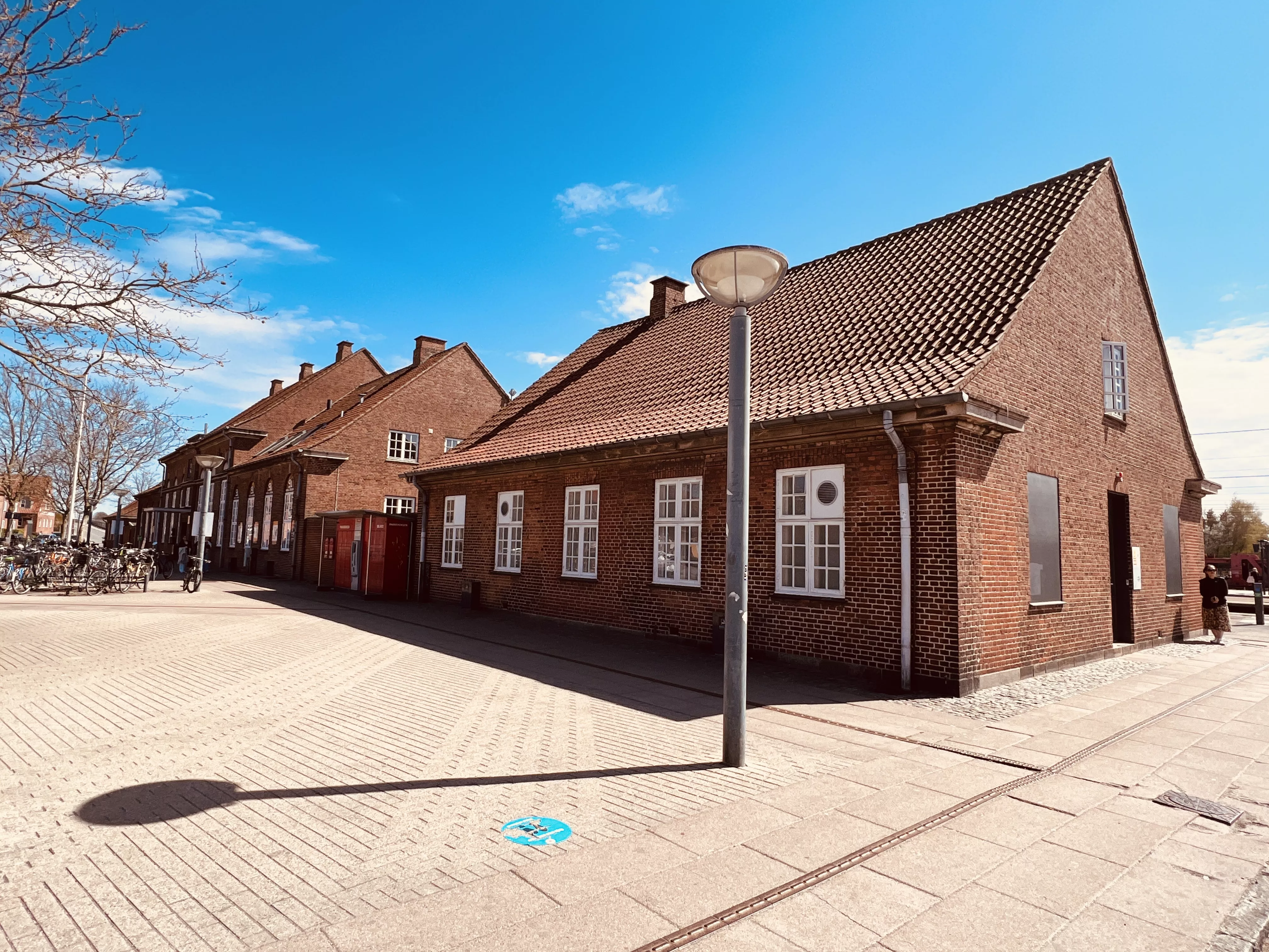 Billede af Ringsted Stations varehus. Billede af Ringsted Stations varehus.