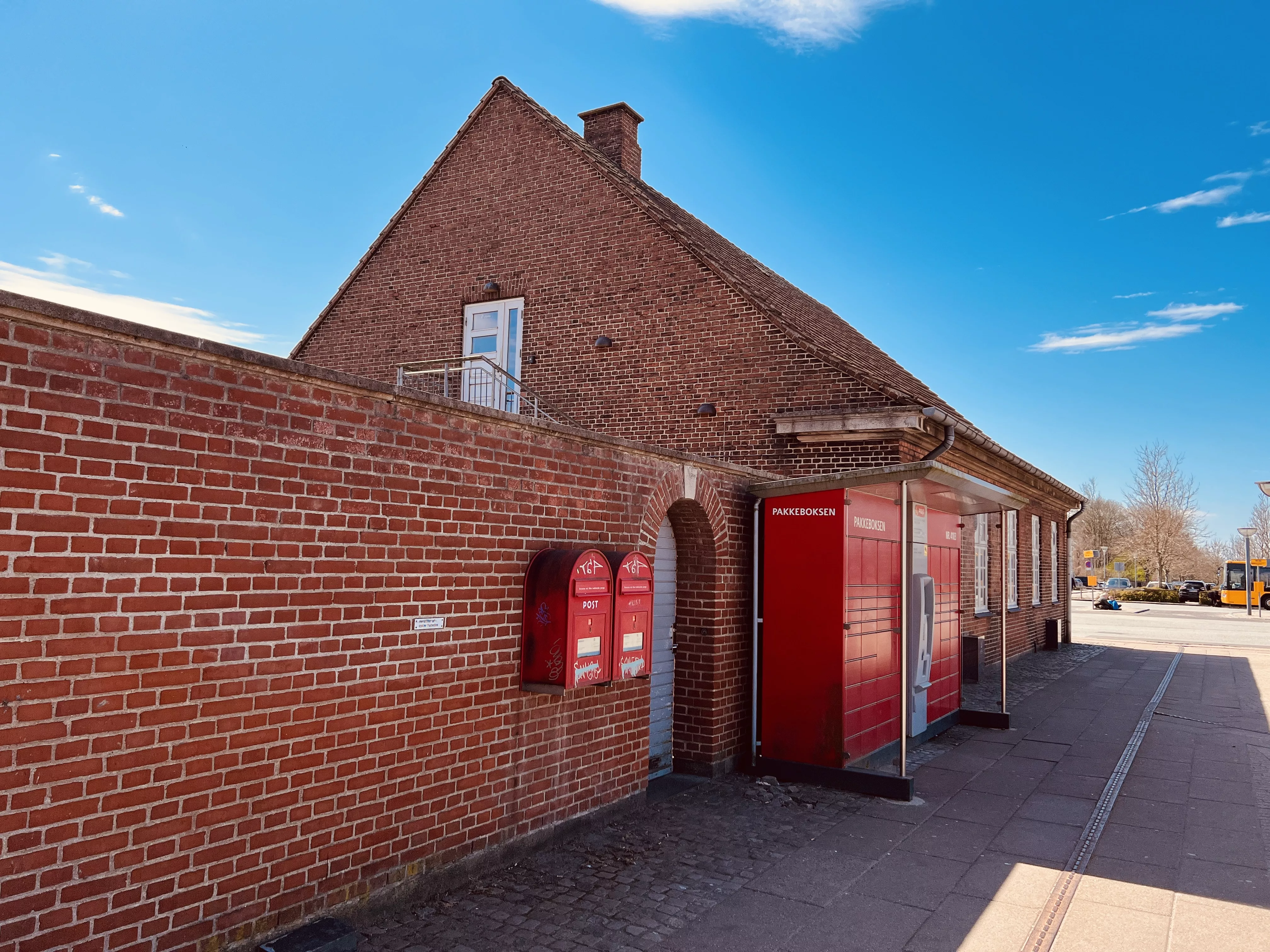Billede af Ringsted Stations varehus. Billede af Ringsted Stations varehus.