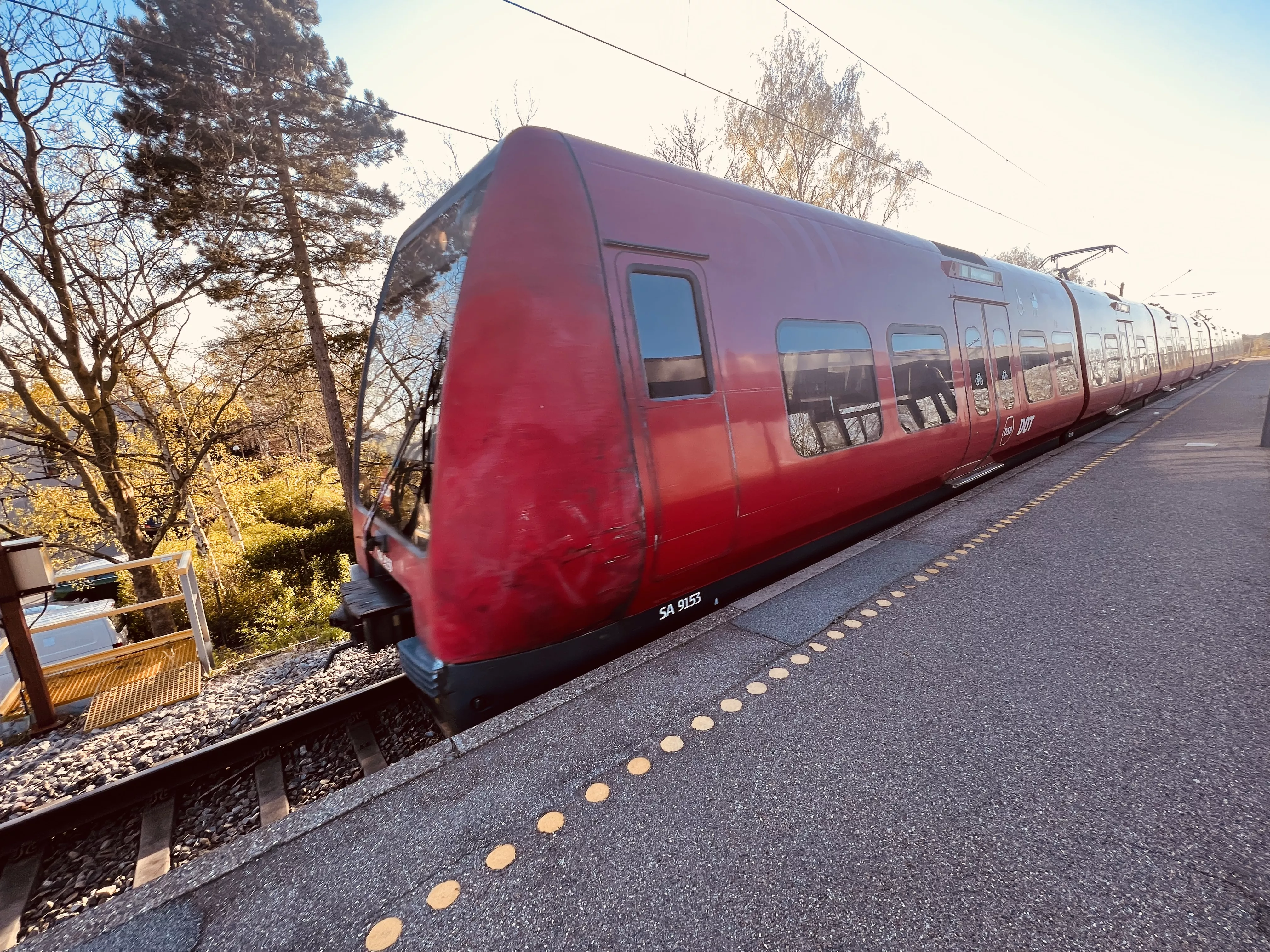 Billede af Stengården S-togstrinbræt. Billede af Stengården S-togstrinbræt.
