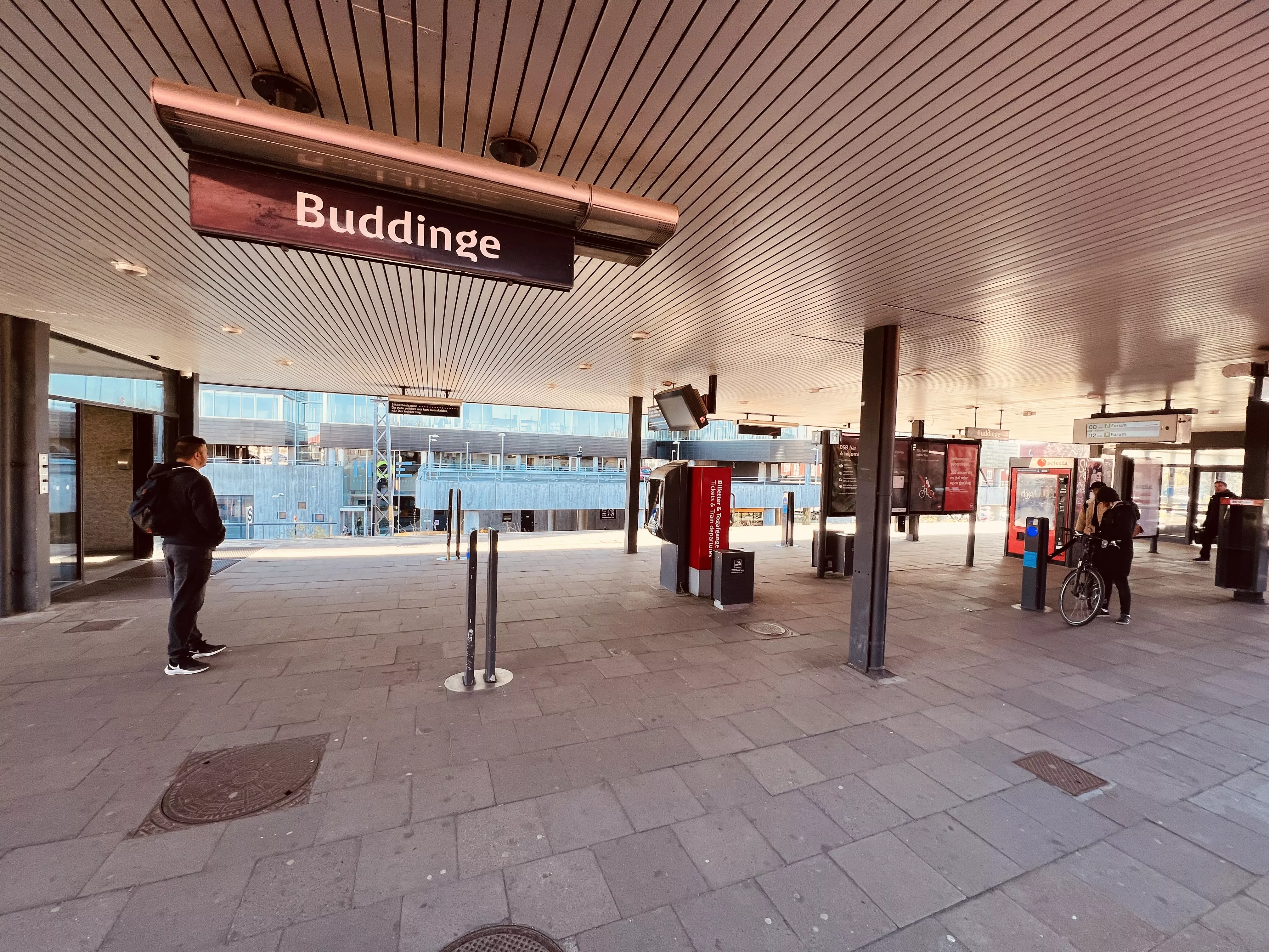 Billede af Buddinge S-togstrinbræt.