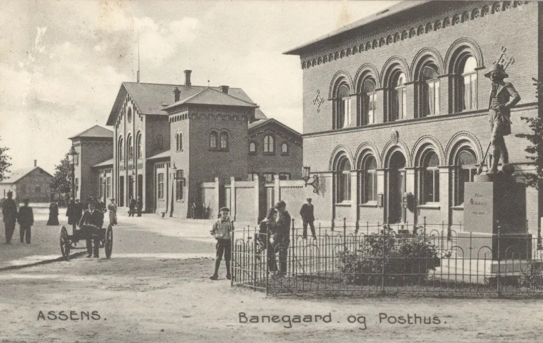 Postkort af Assens Station. Postkort af Assens Station.