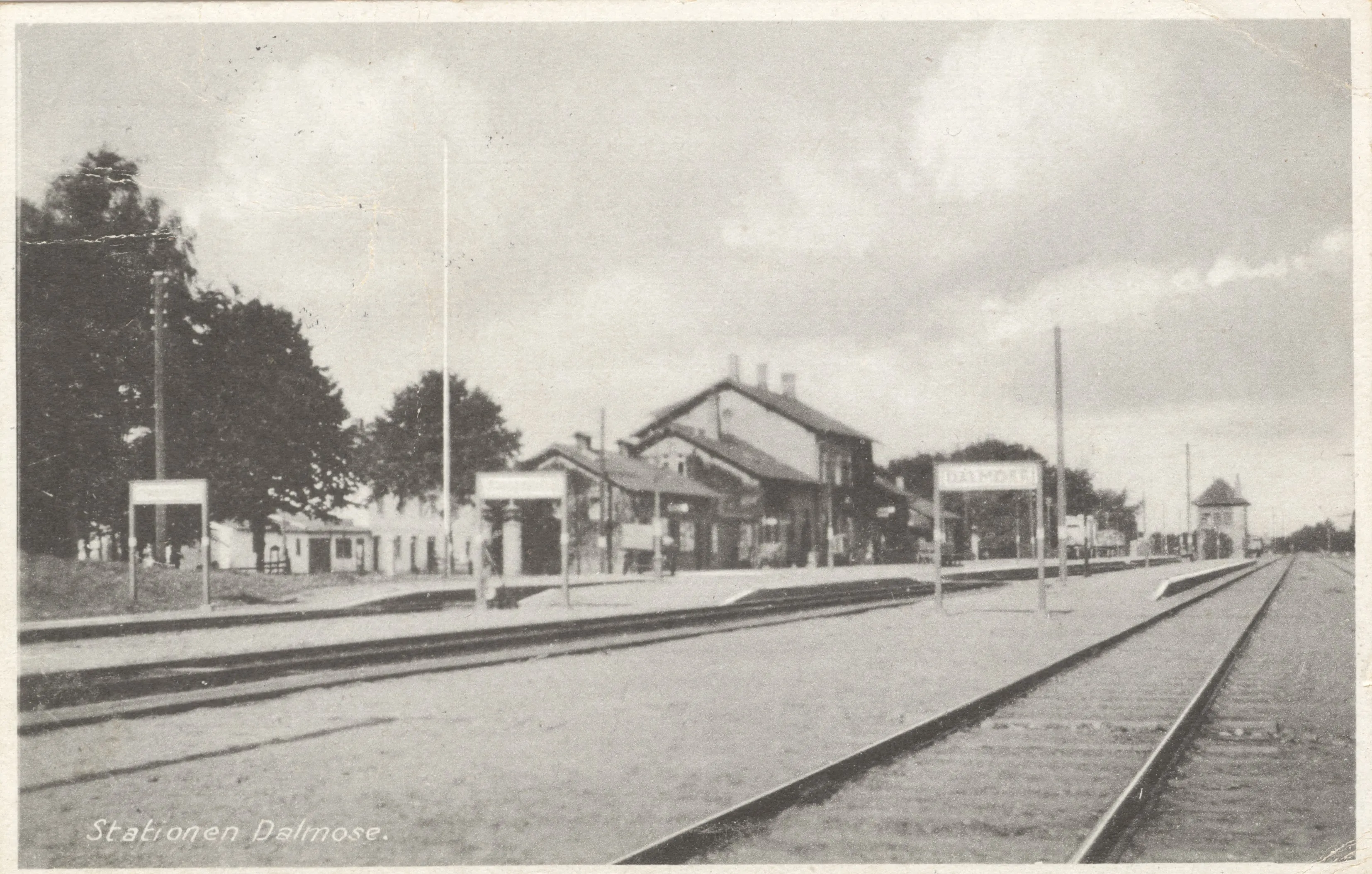 Postkort af Dalmose Station. Postkort af Dalmose Station.